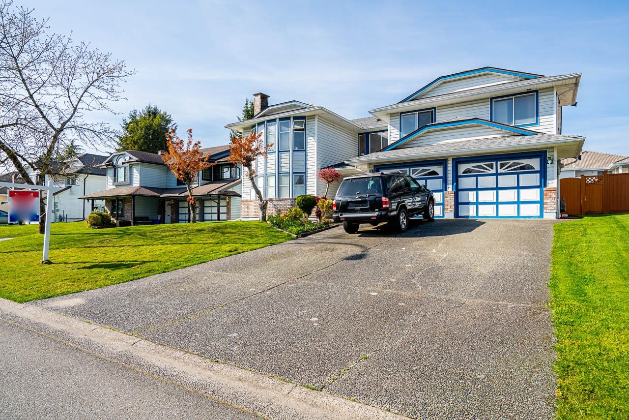 89a Avenue, Surrey, BC V3V 7T1