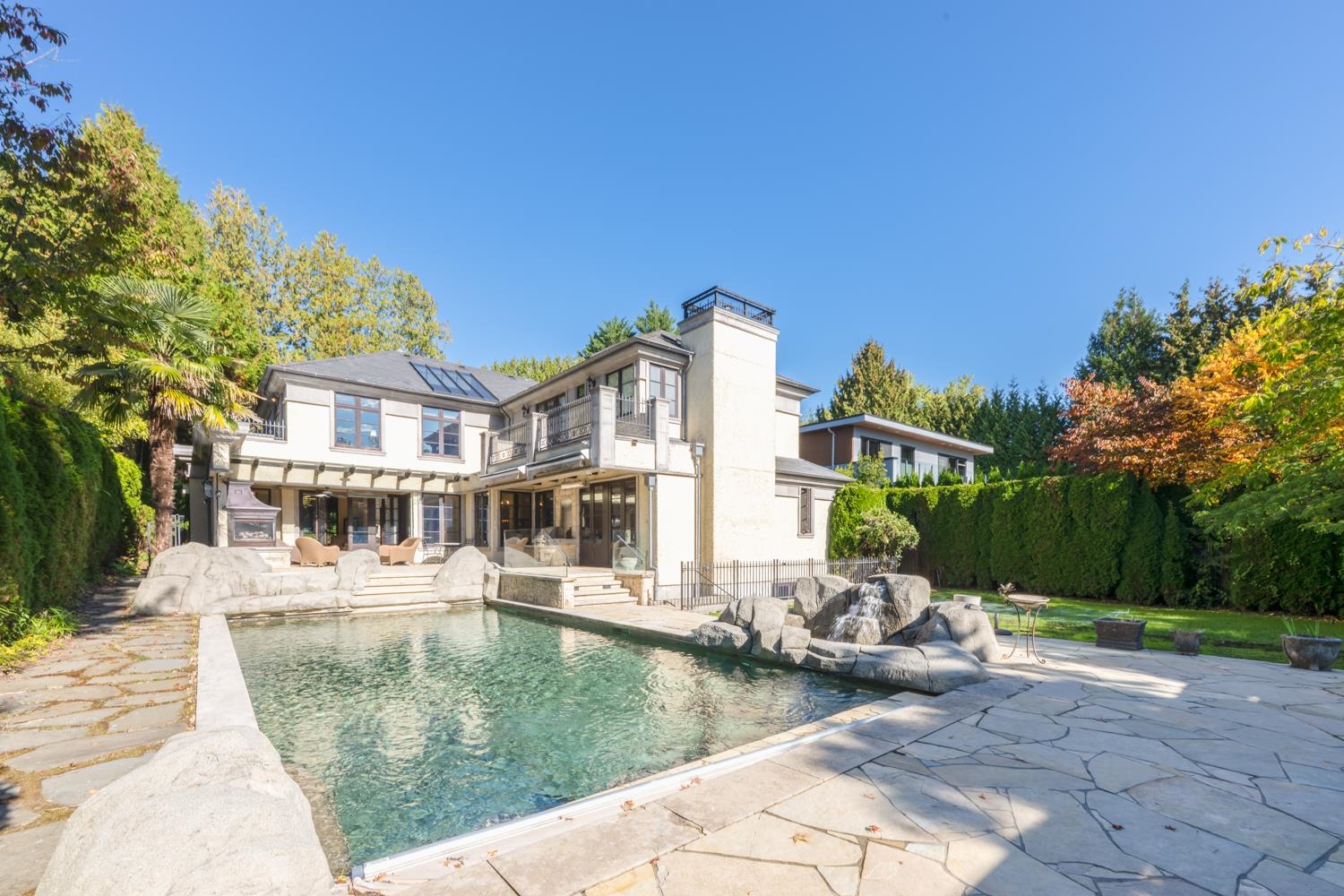 1198 West 55th Avenue, Vancouver, BC V6P 7A1