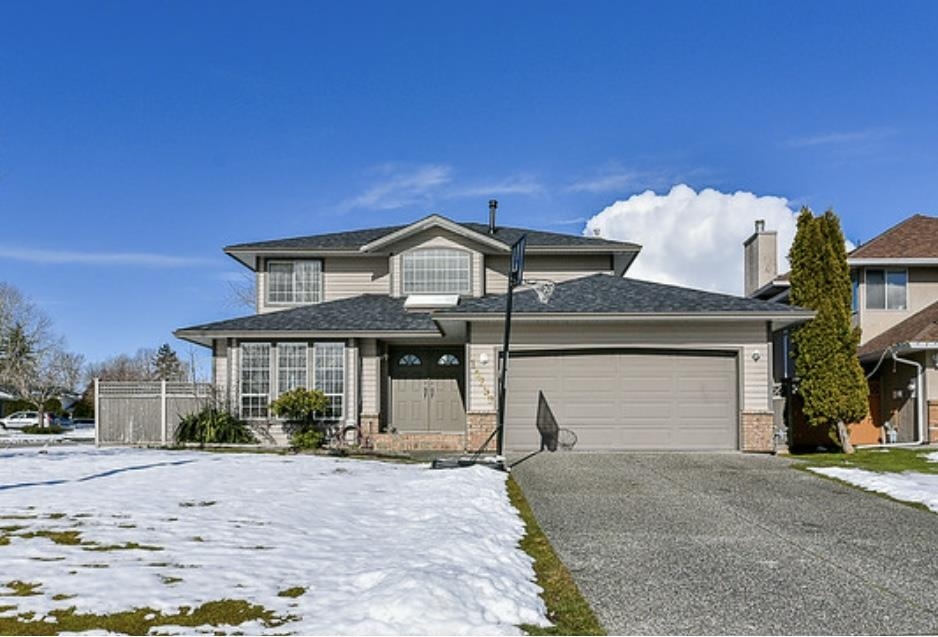 85b Avenue, Surrey, BC V3W 0N9