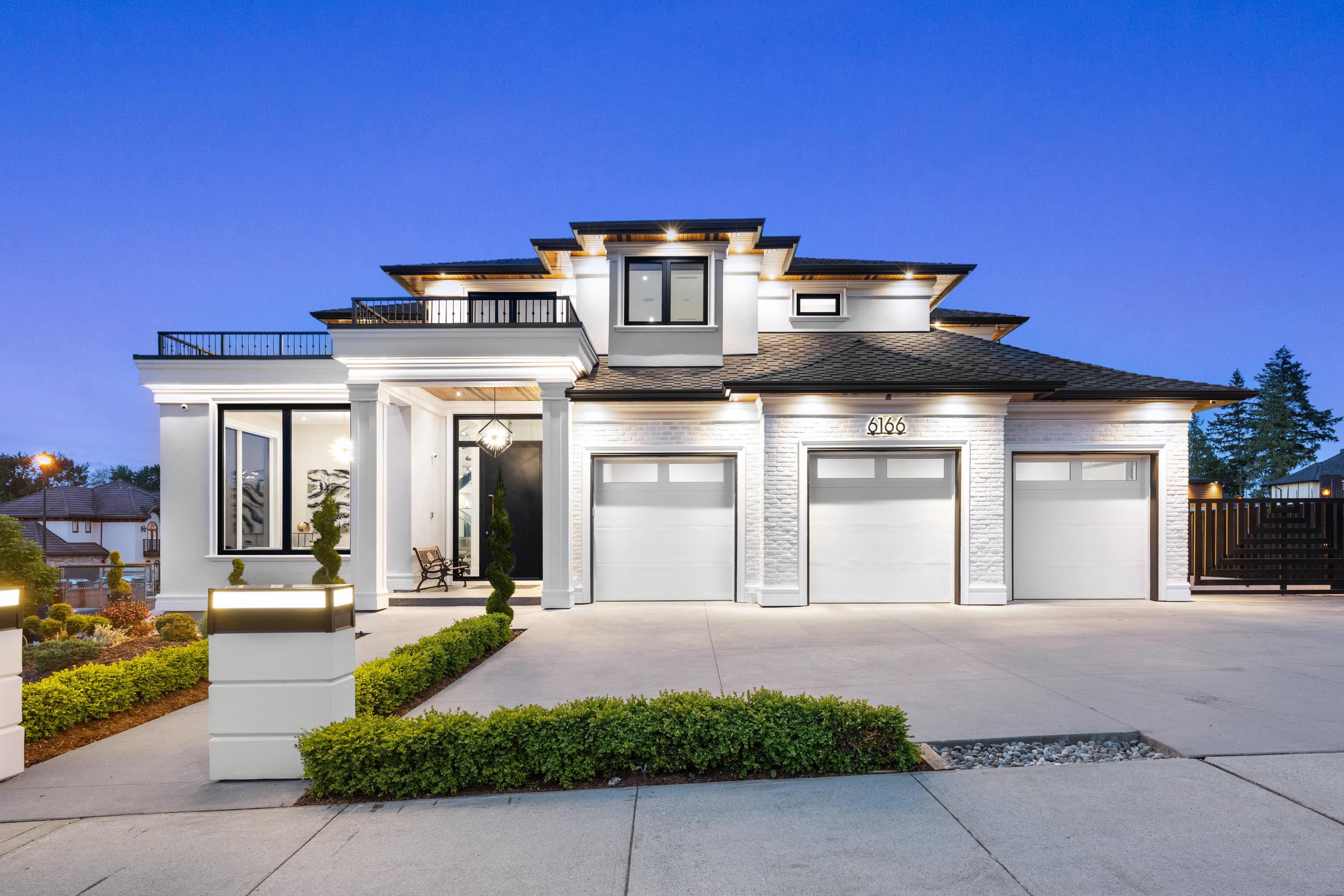 152a Street, Surrey, BC V3S 1E7