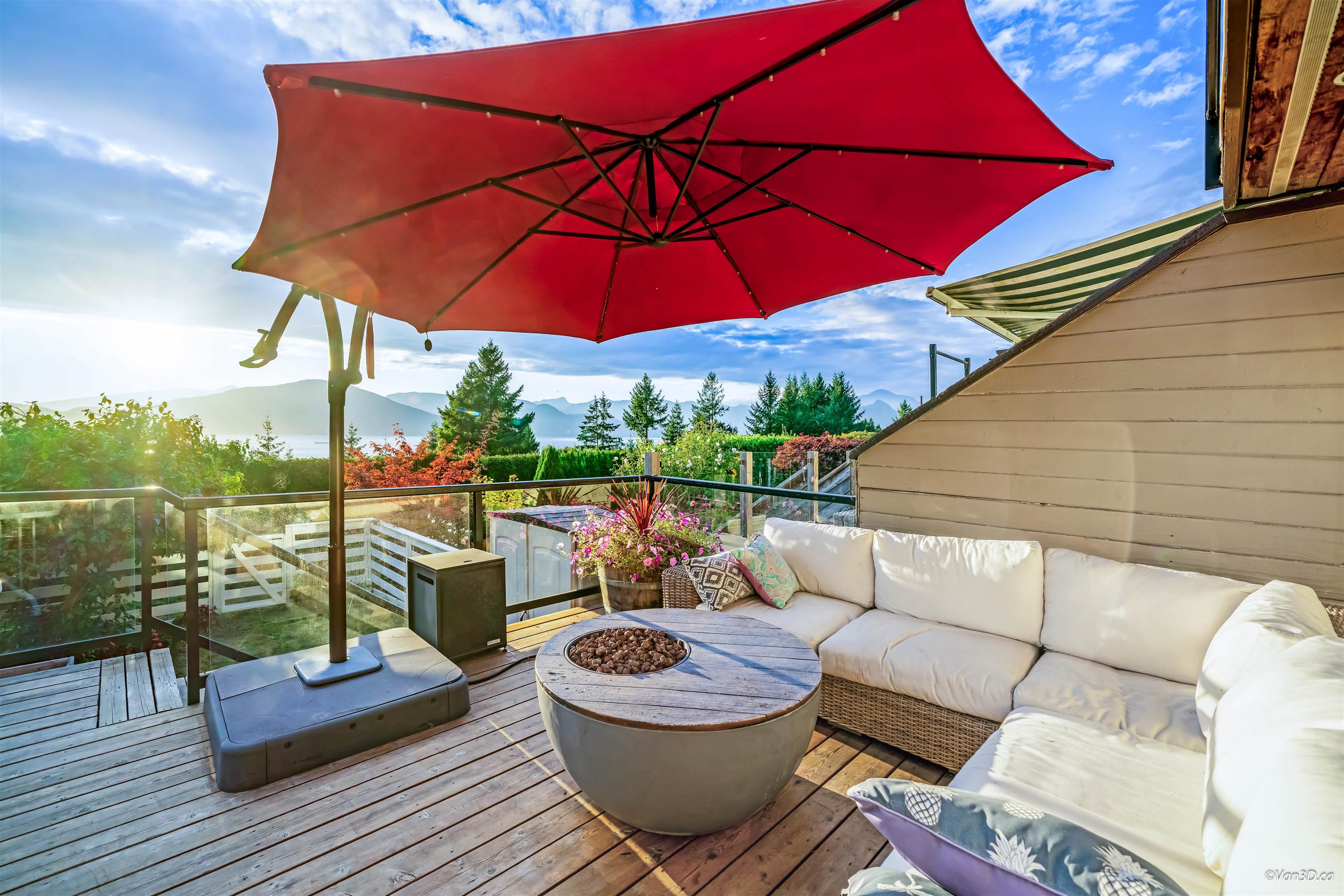 430 430 Crosscreek Road, Lions Bay, BC V0N 2E0