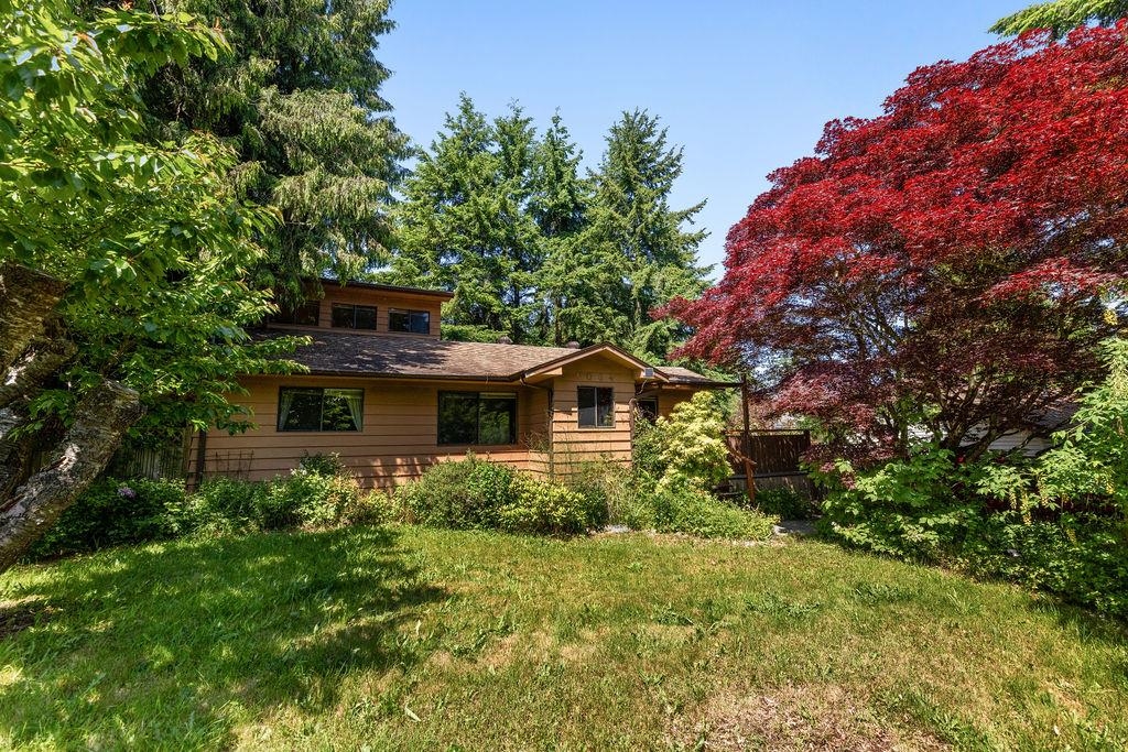 1064 Rosamund Road, Gibsons, BC V0N 1V3