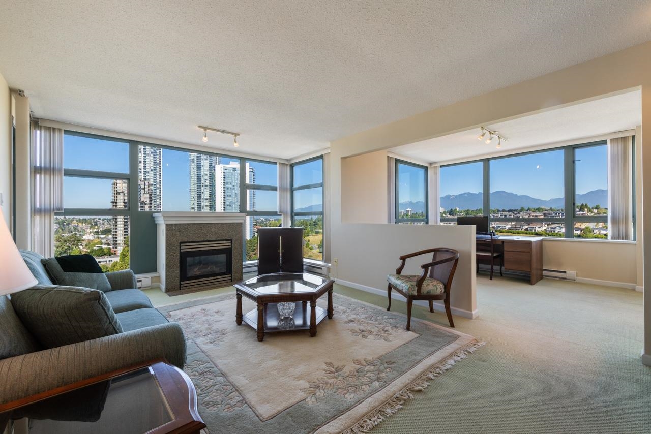 4388 Buchanan Street #1301, Burnaby, BC V5C 6R8