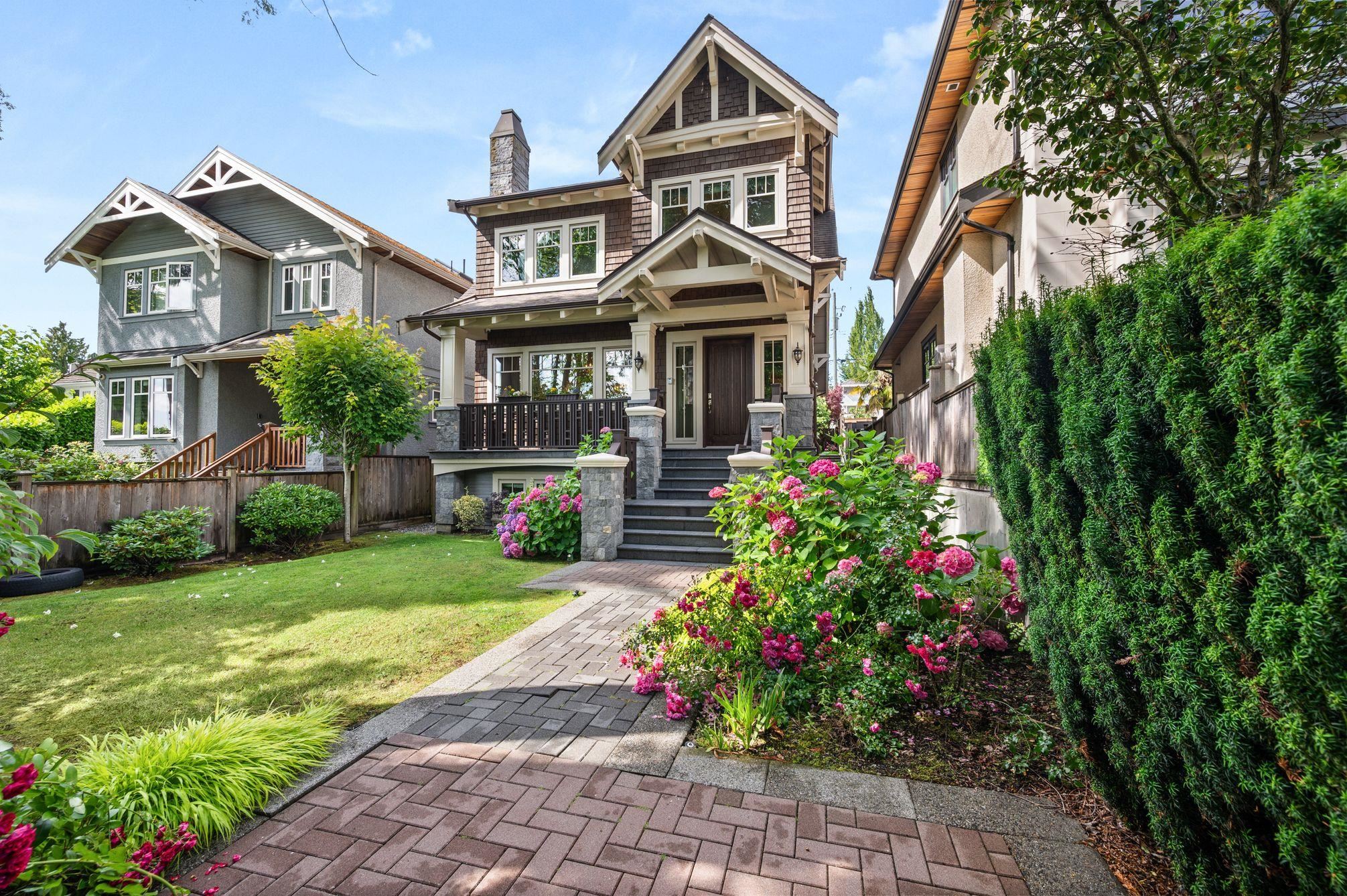 2967 West 43rd Avenue, Vancouver, BC V6N 3J2