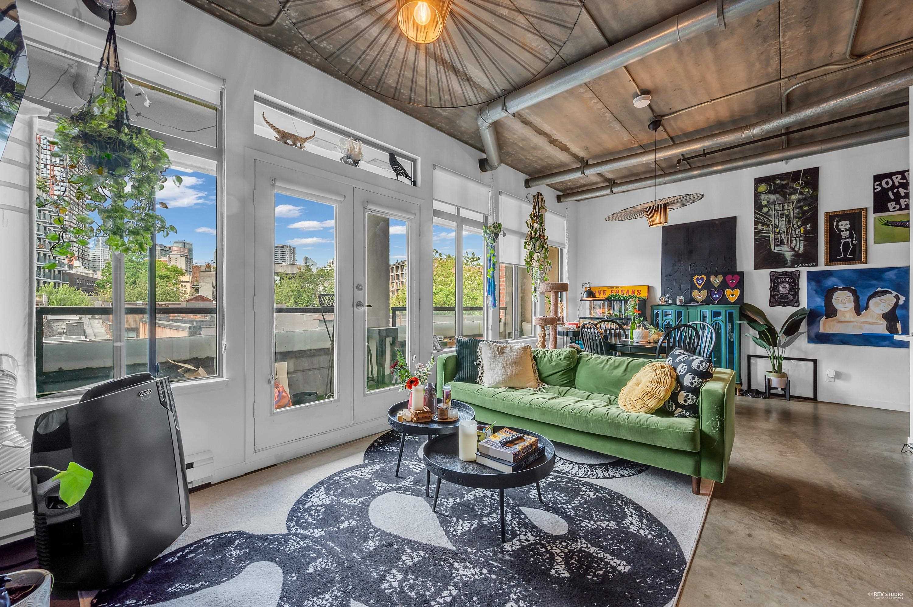28 Powell Street #404, Vancouver, BC V6A 1E7