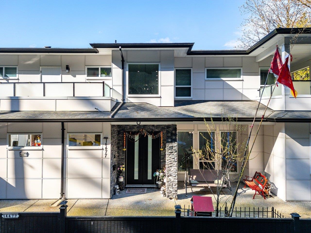 101 Avenue, Surrey, BC V3R 0B7