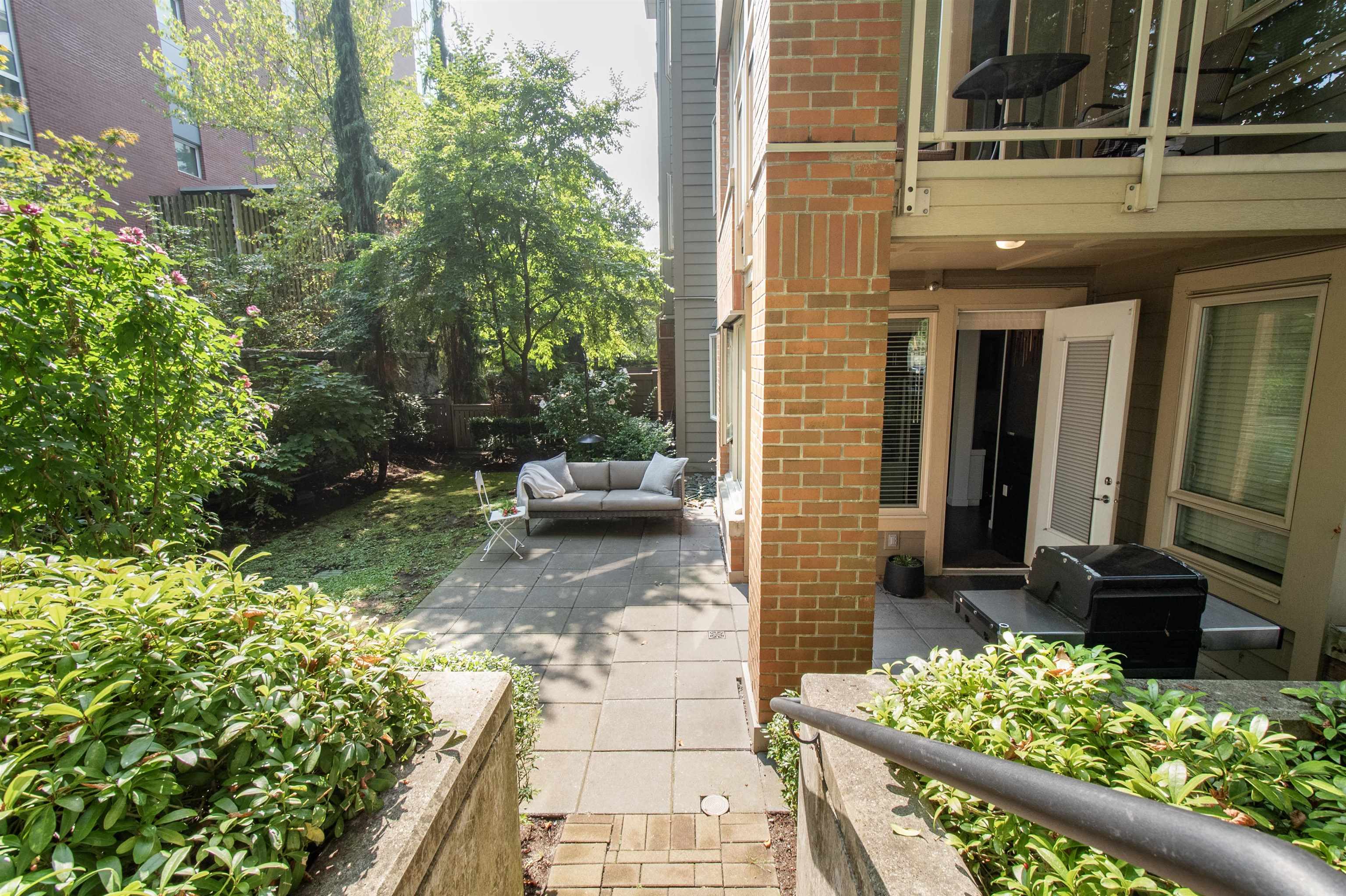 119 22nd Street West #116, North Vancouver, BC V7M 0B4