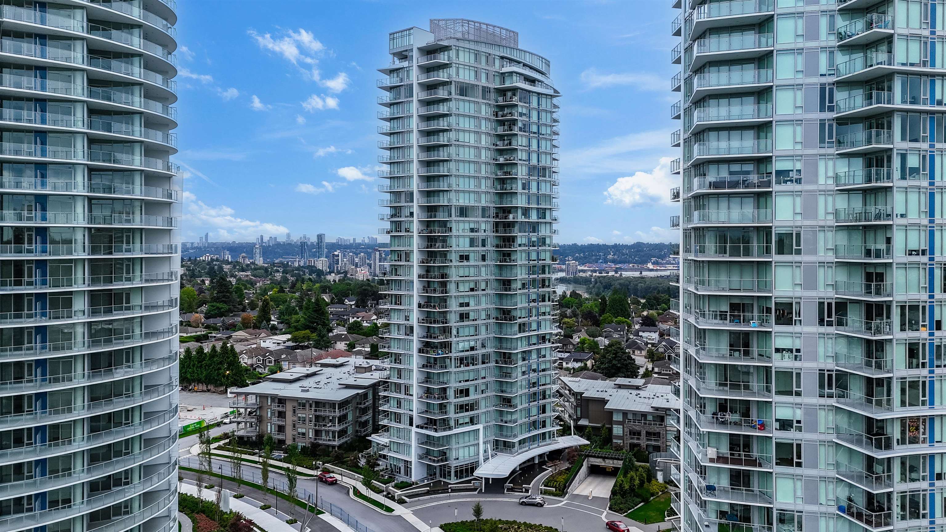 7769 Park Cres #202, Burnaby, BC V3N 0J7