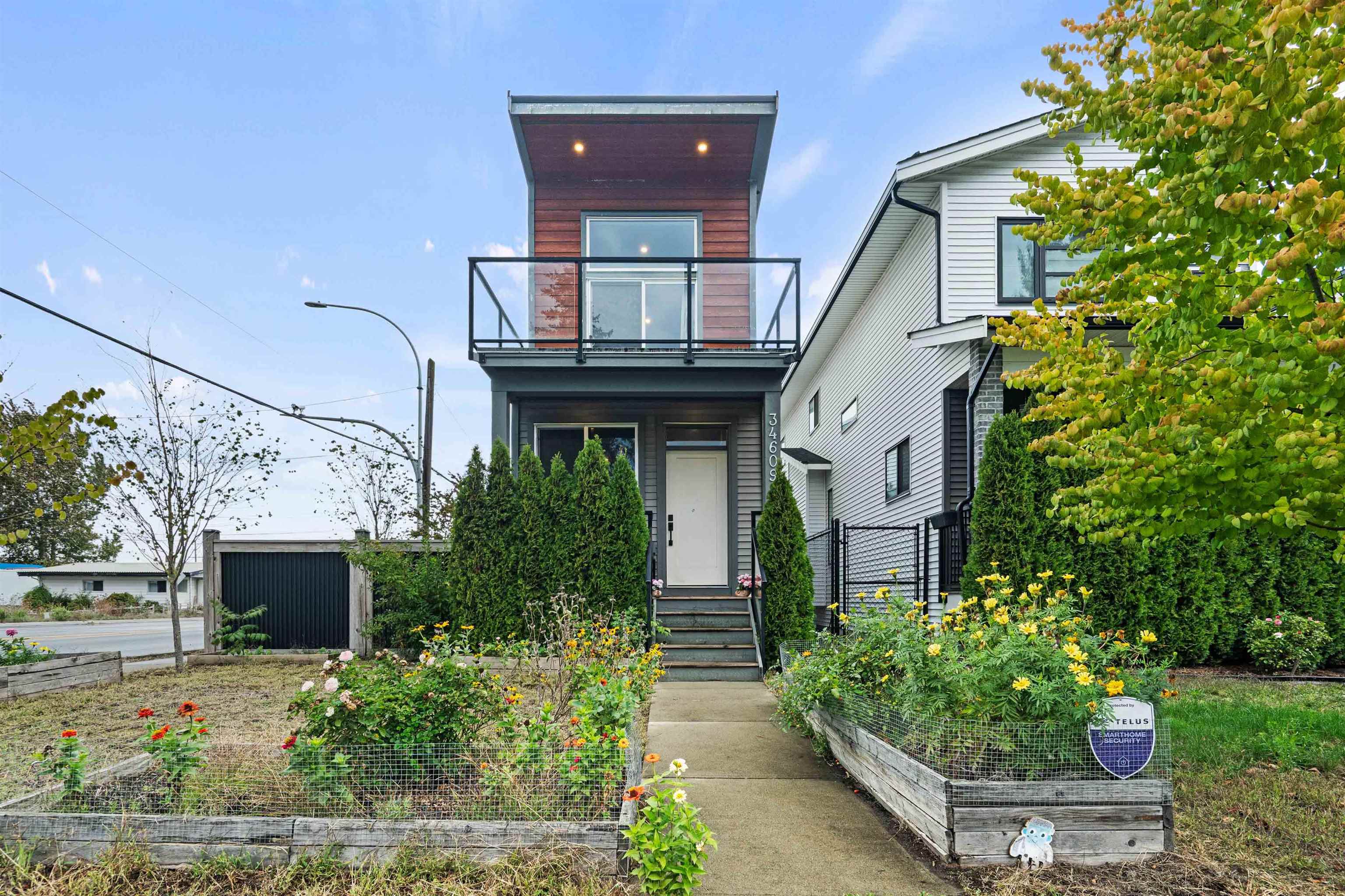 2 Avenue, Abbotsford, BC V2S 8C1