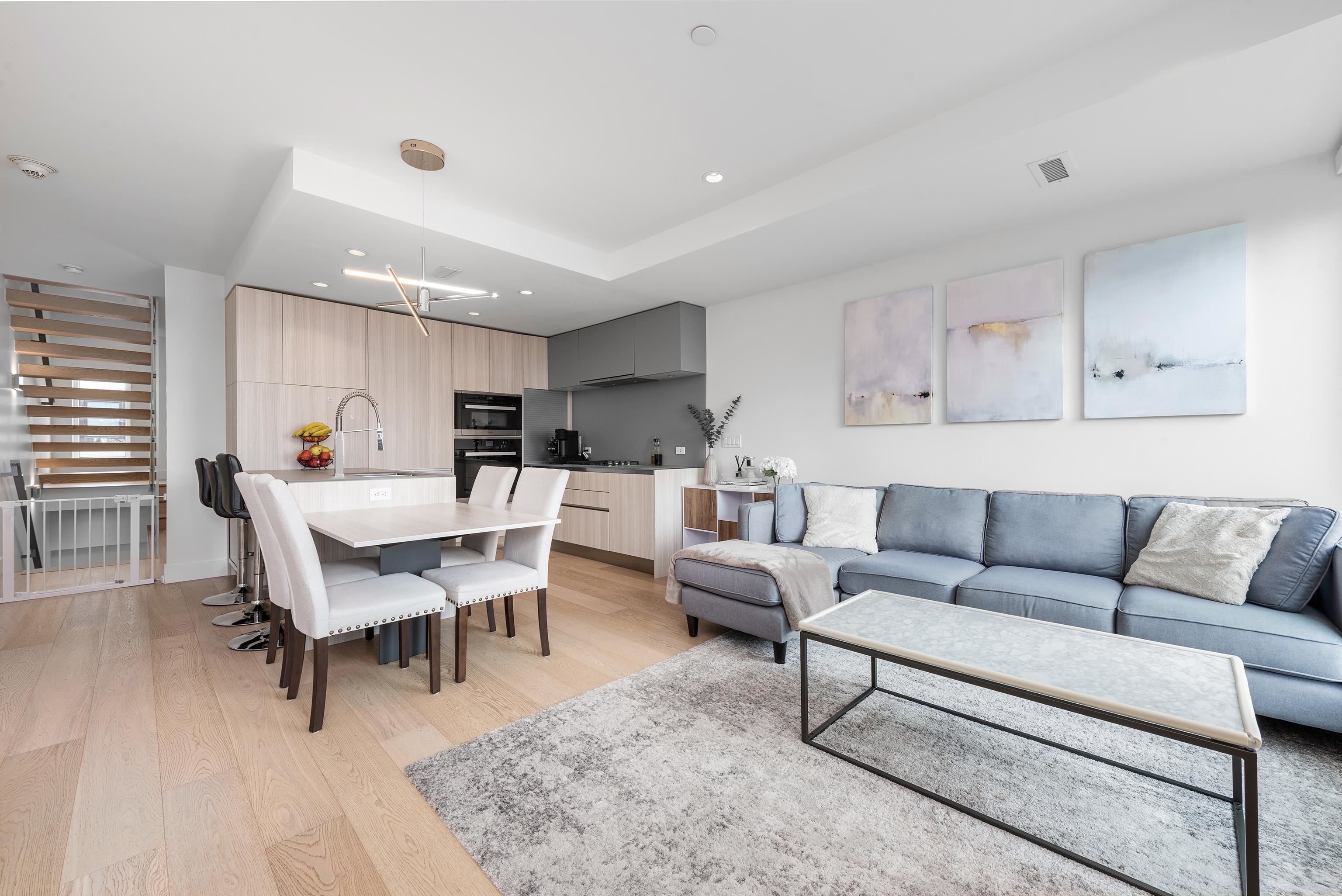 138 West Woodstock Avenue, Vancouver, BC V5Y 0N1
