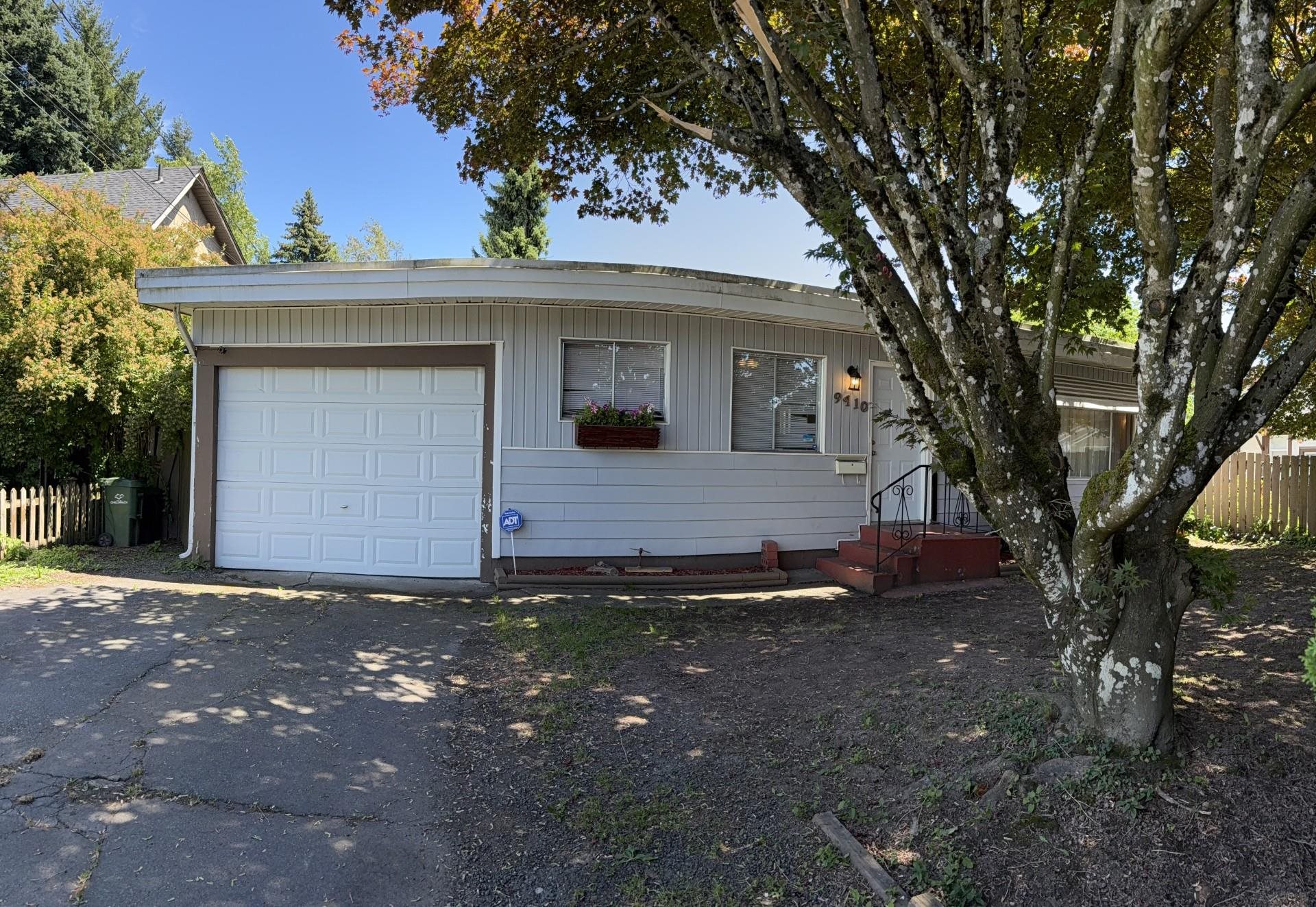 9410 Corbould Street, Chilliwack, BC V2P 3Z9