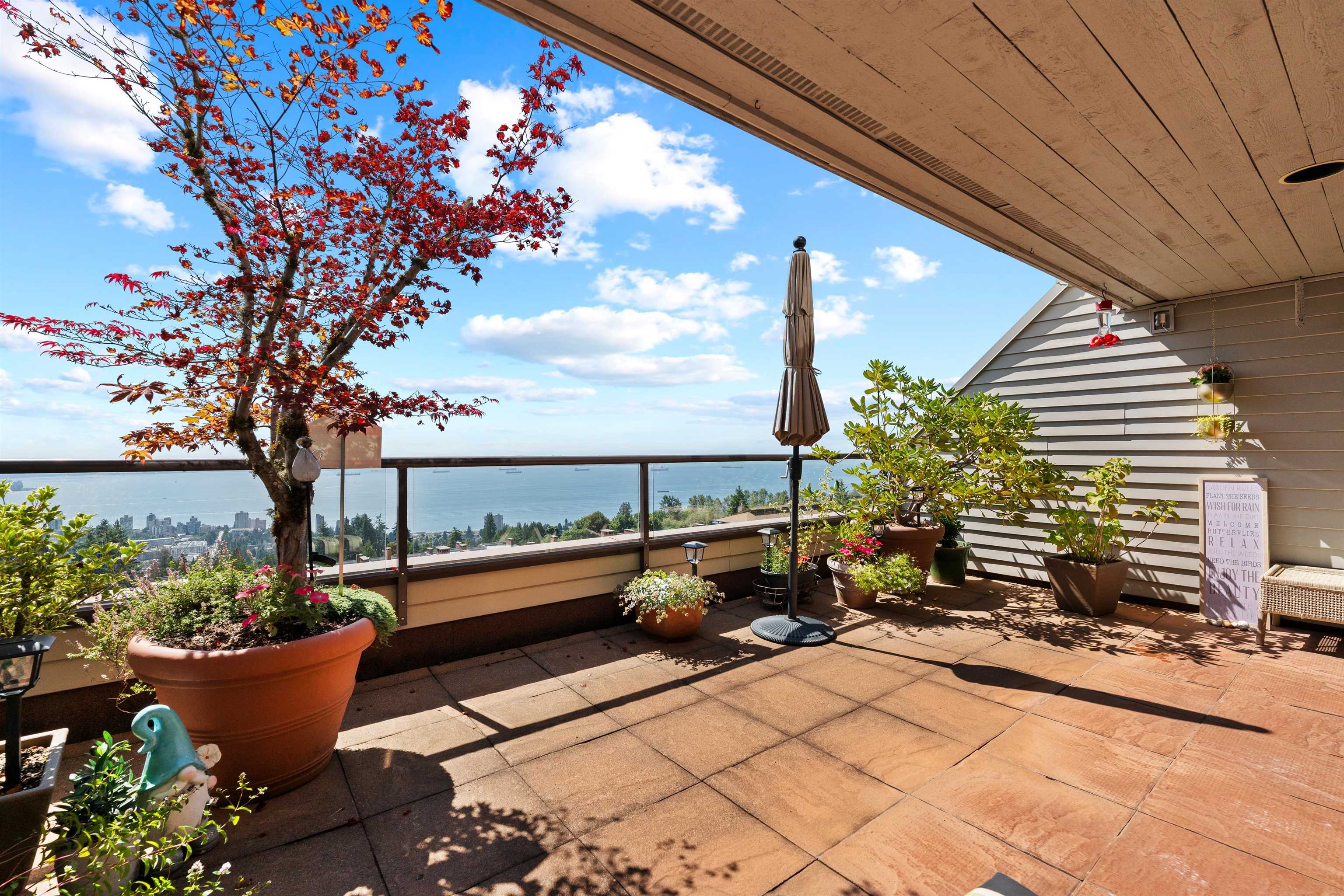 2250 Folkestone Way #48, West Vancouver, BC V7S 2X7