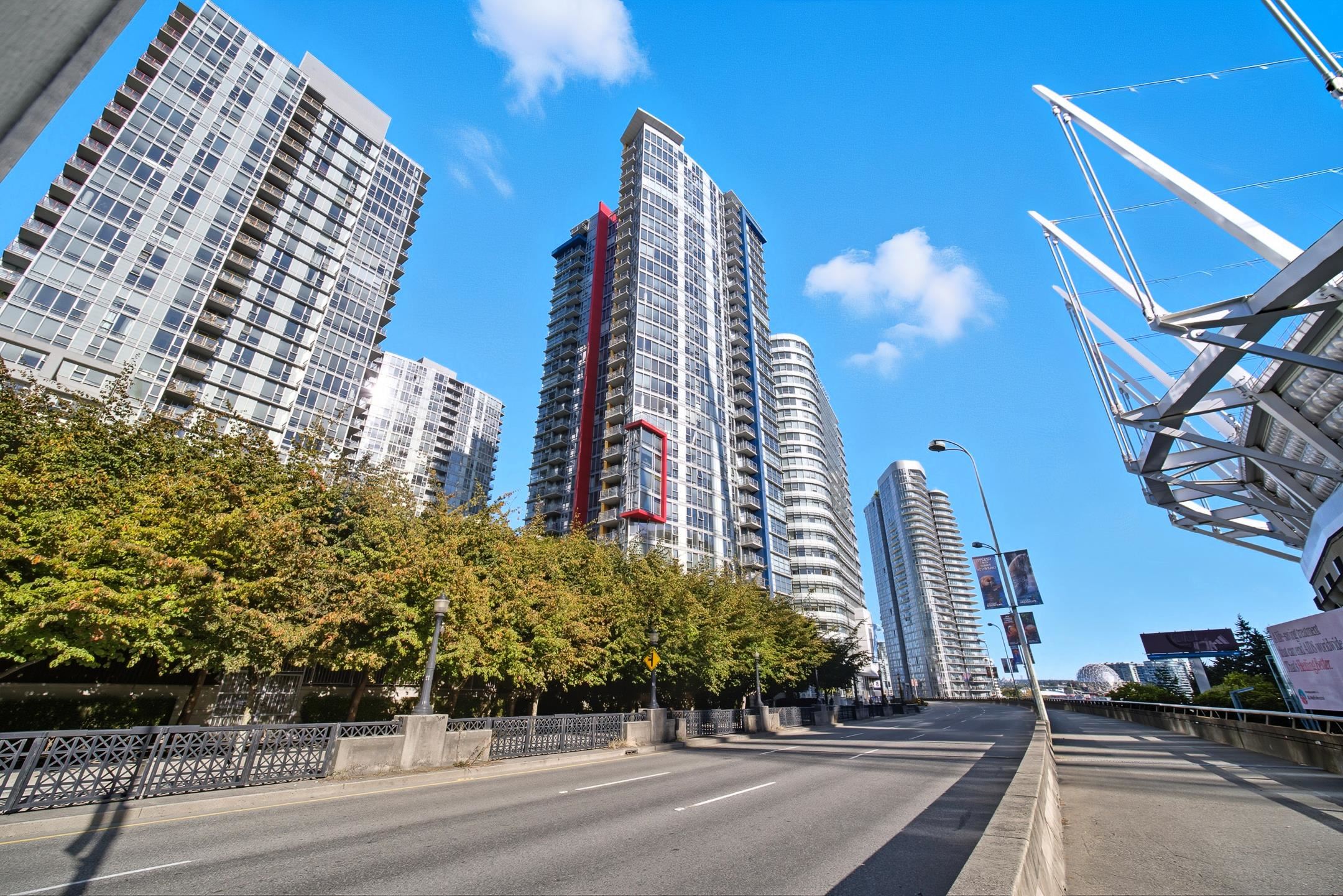 111 West Georgia Street #3008, Vancouver, BC V6B 1T8