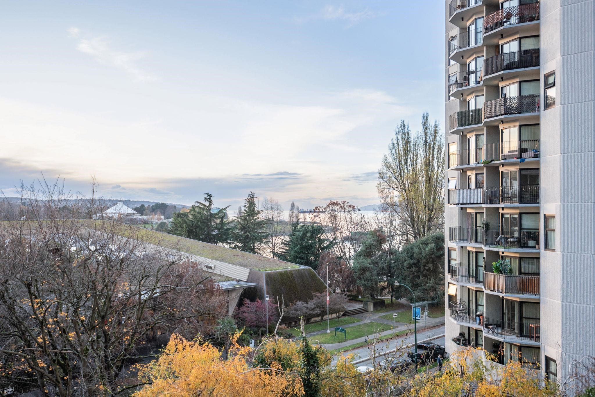 1005 Beach Avenue #605, Vancouver, BC V6E 3W2