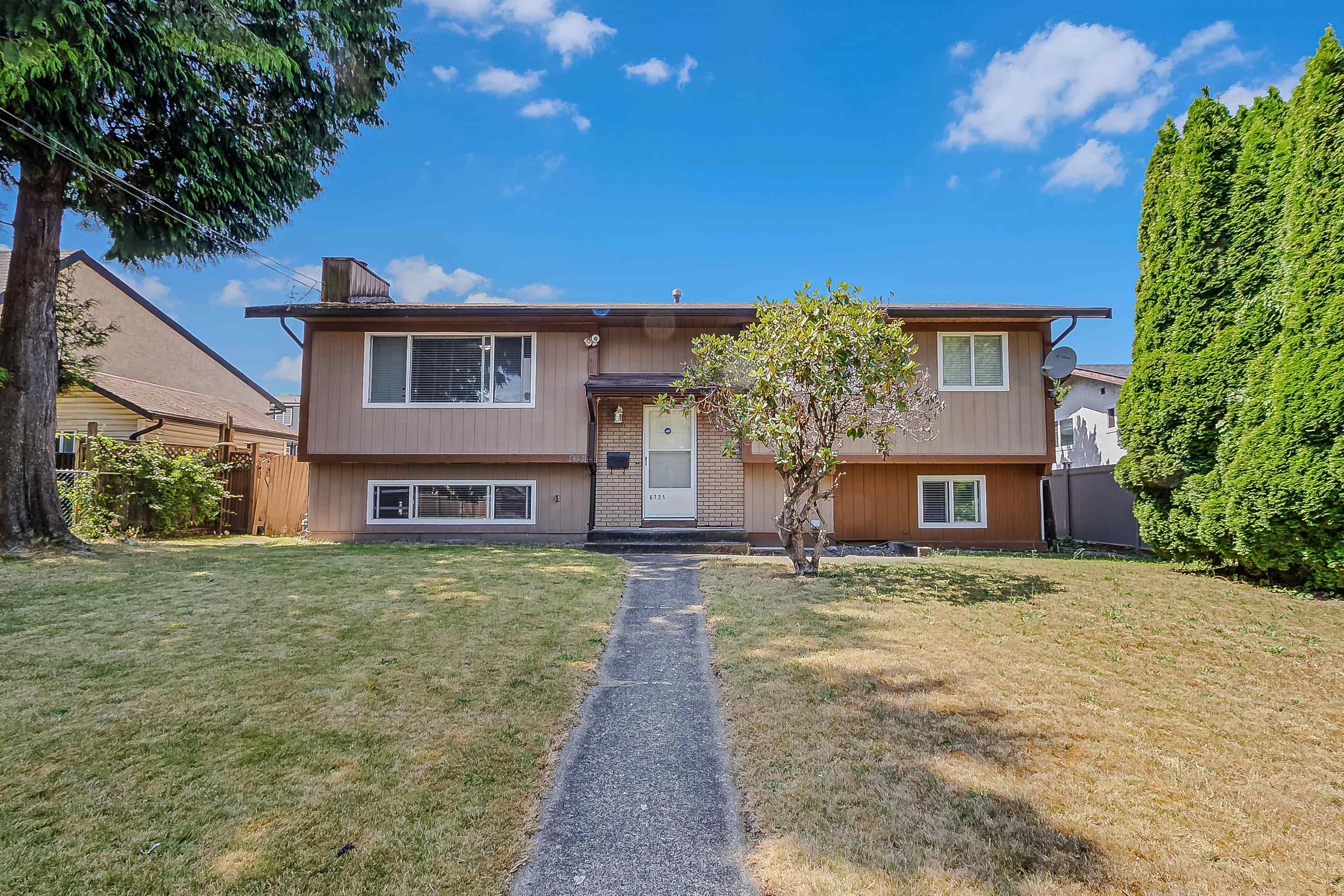 132 Street, Surrey, BC V3W 4L7