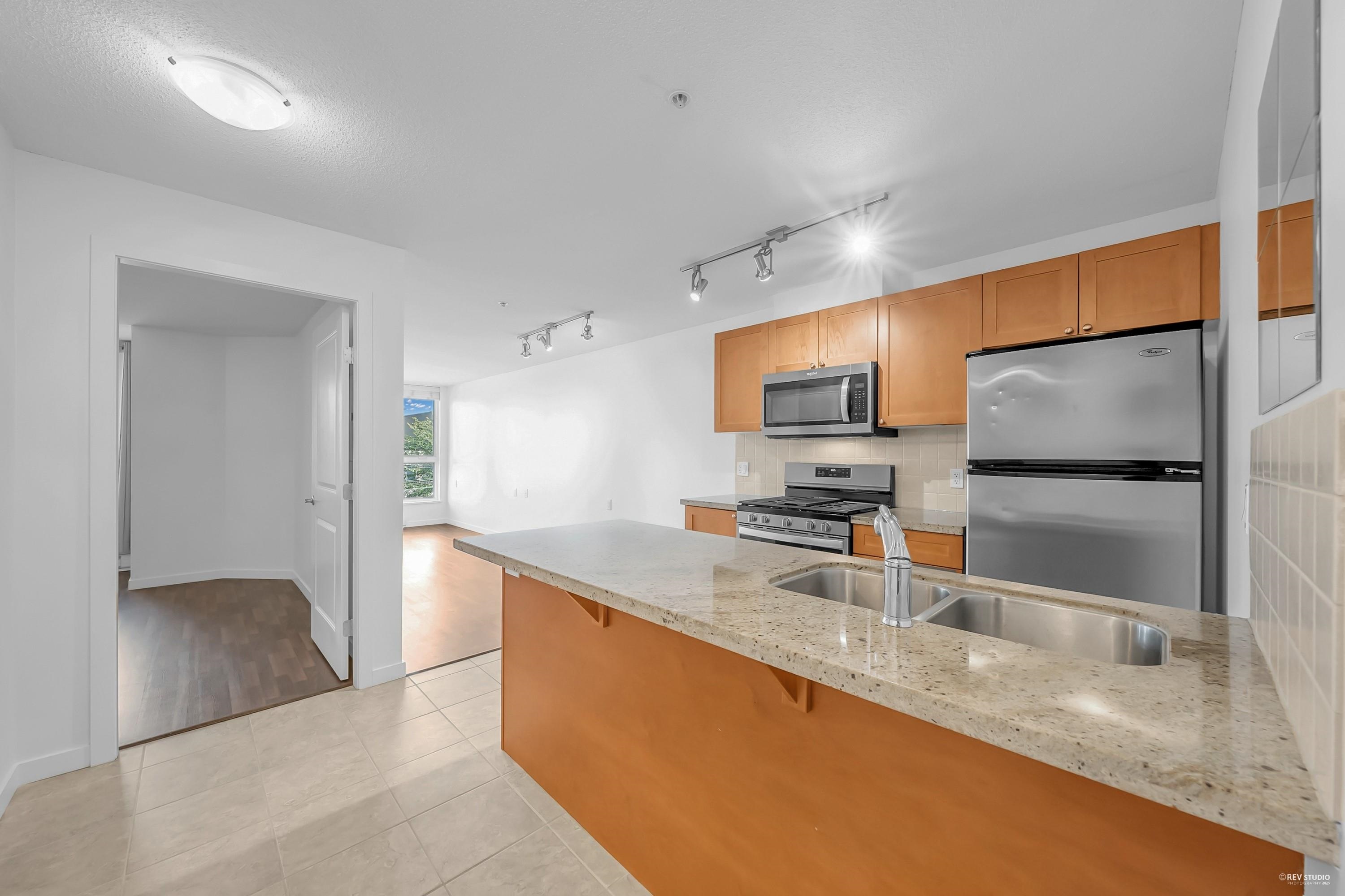 2636 East Hastings Street #309, Vancouver, BC V5K 0A4