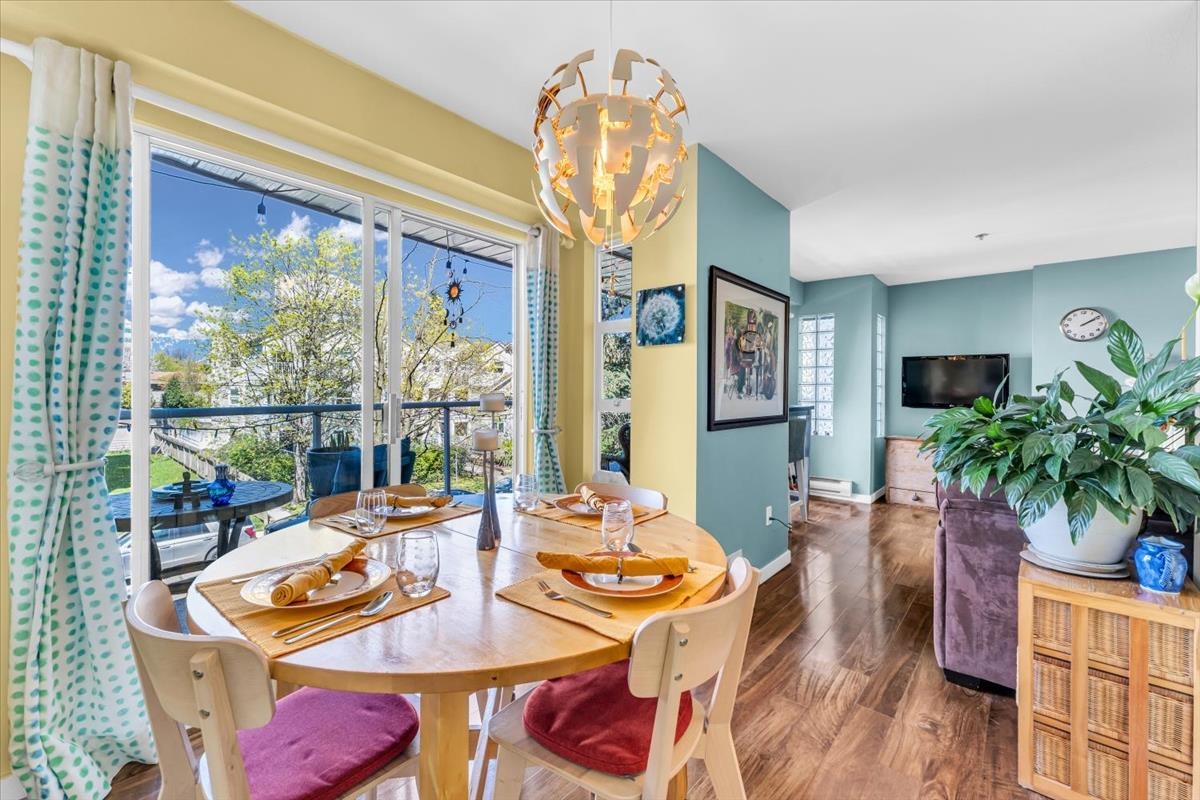 966 West 14th Avenue #303, Vancouver, BC V5Z 1R4