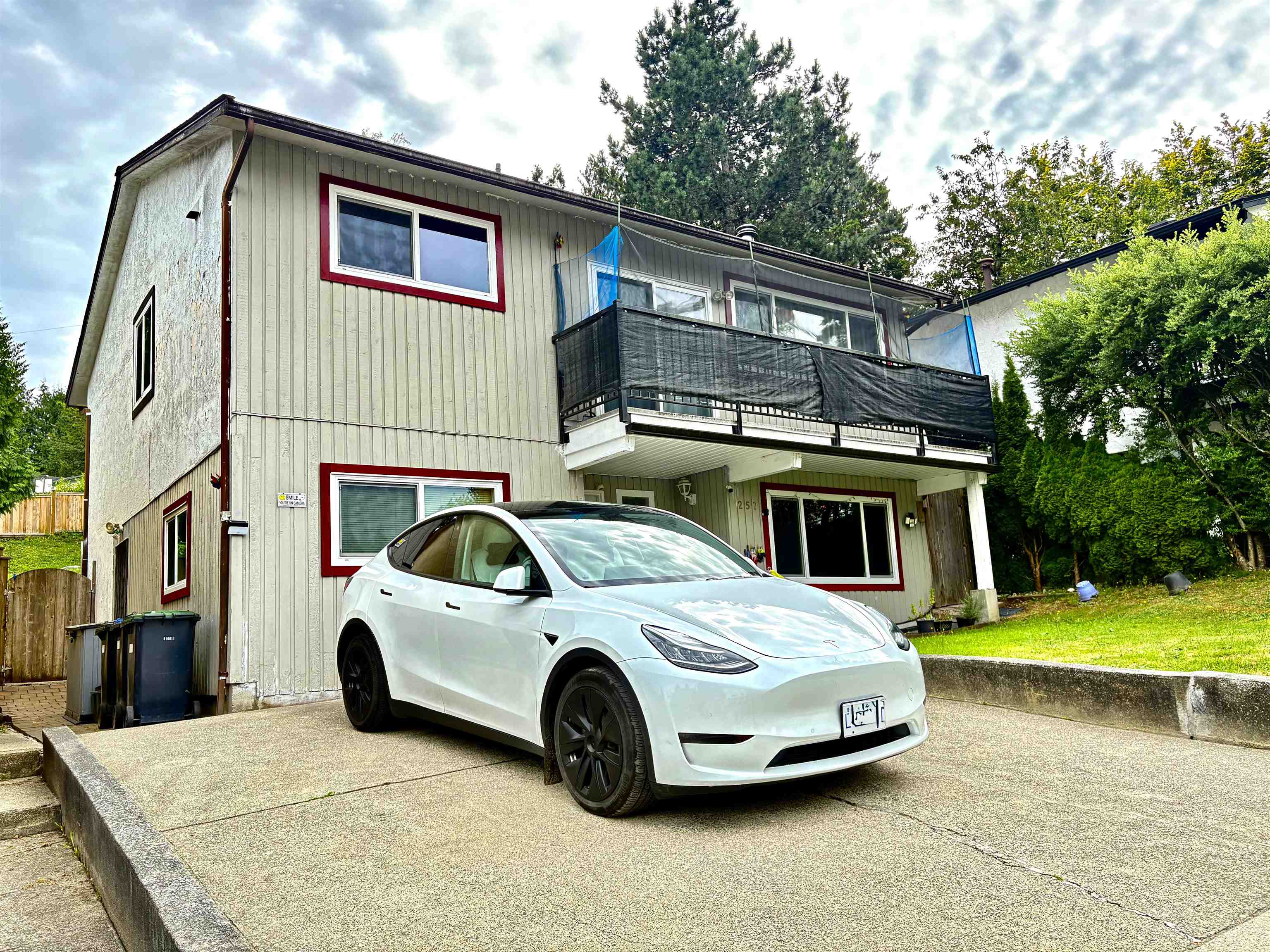 257 Angela Drive, Port Moody, BC V3H 3X7