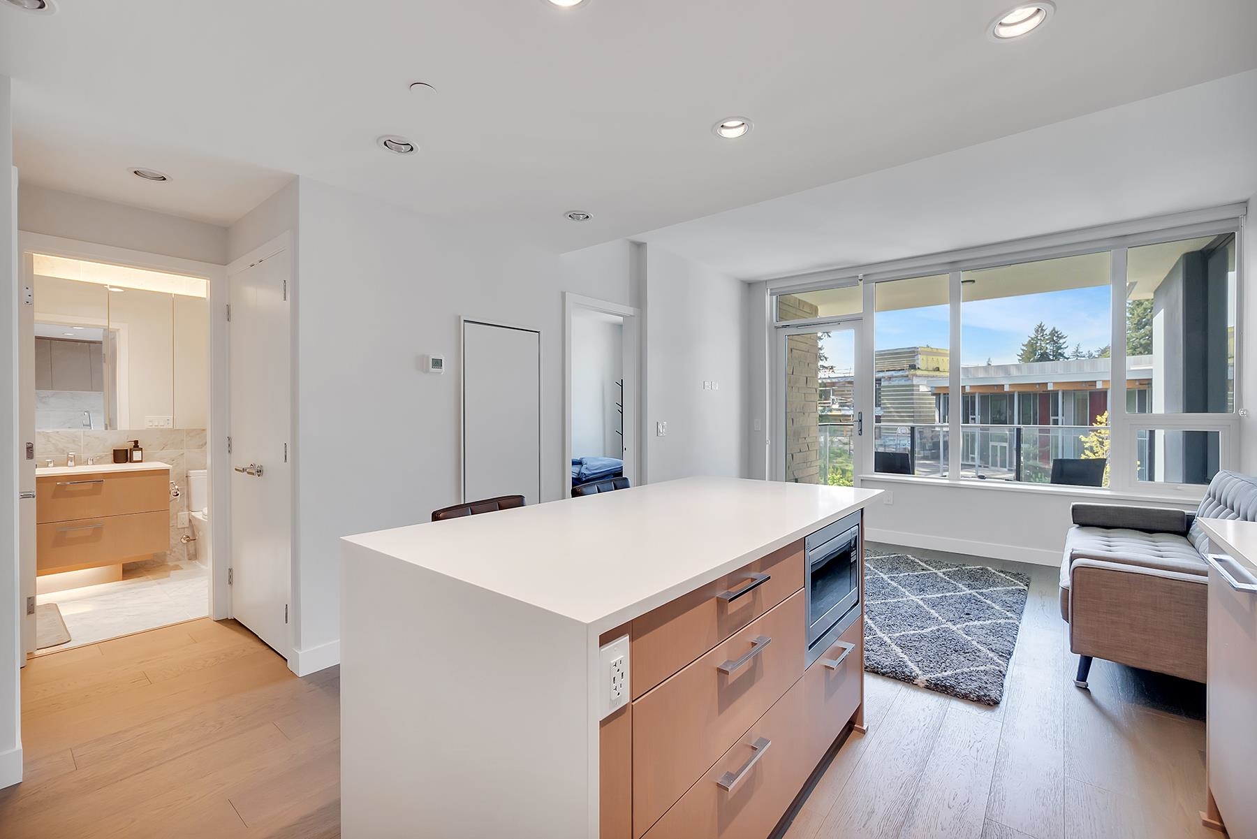 5410 Shortcut Rd #307, Vancouver, BC V6T 0C8