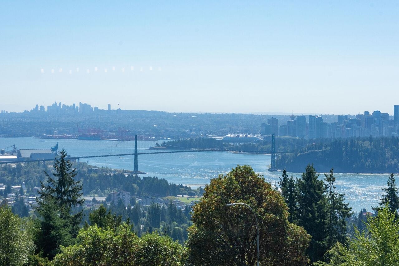 2212 Folkestone Way #68, West Vancouver, BC V7S 2X7