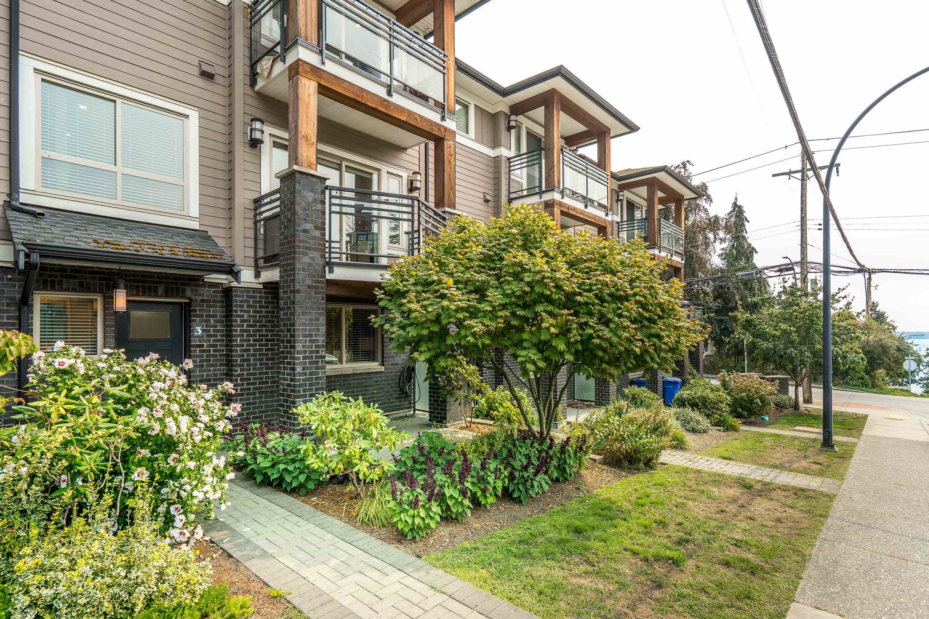 1424 Everall Street #3, White Rock, BC V4B 3S8