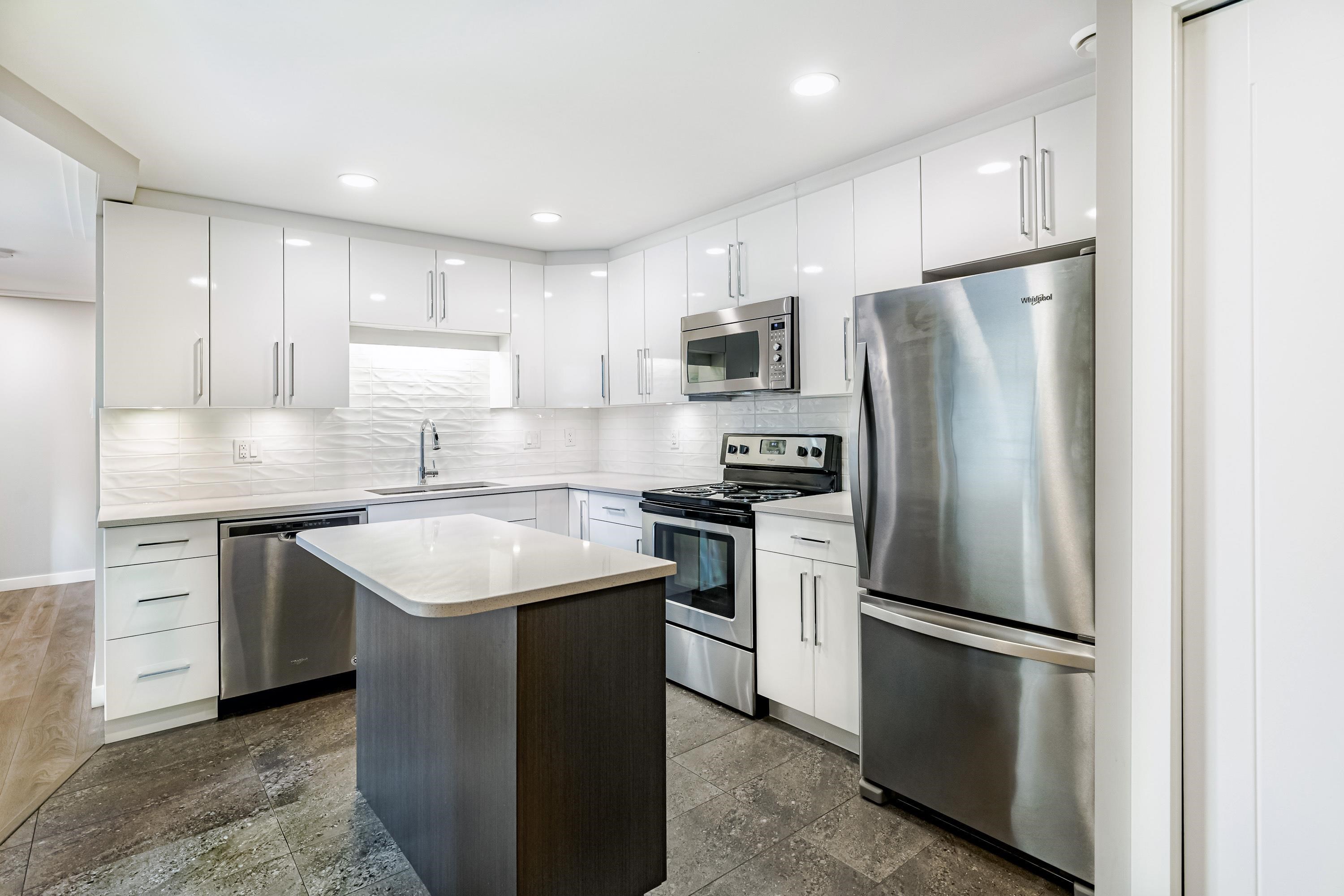 2915 Glen Drive #305, Coquitlam, BC V3B 7H8