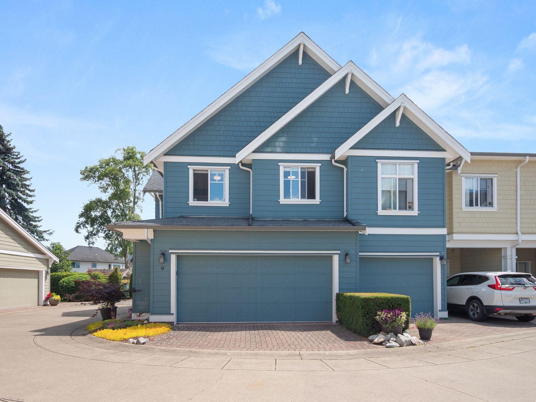 4910 Central Avenue #9, Delta, BC V4K 2G6