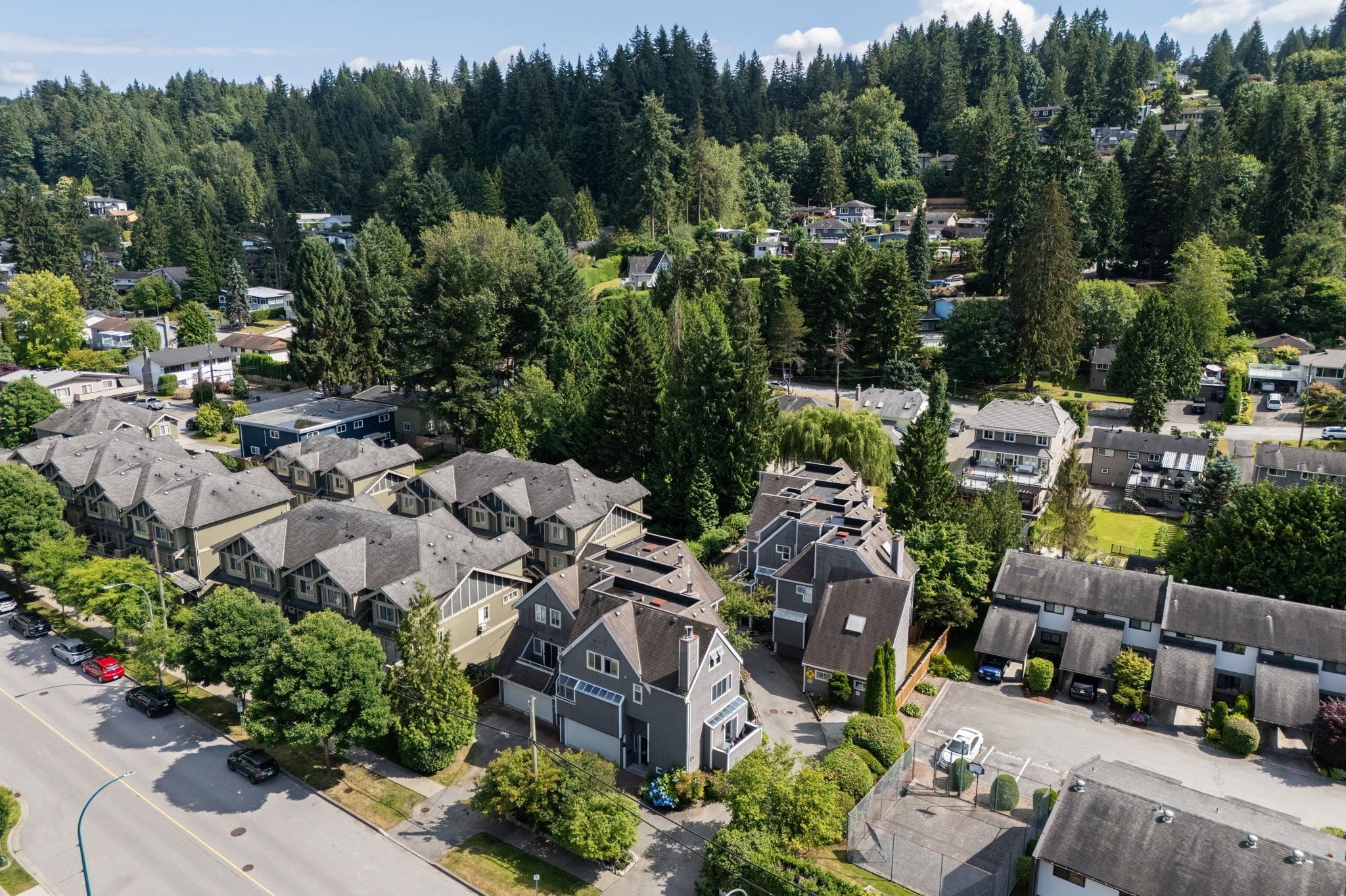3347 Dewdney Trunk Road #2, Port Moody, BC V3H 2E4