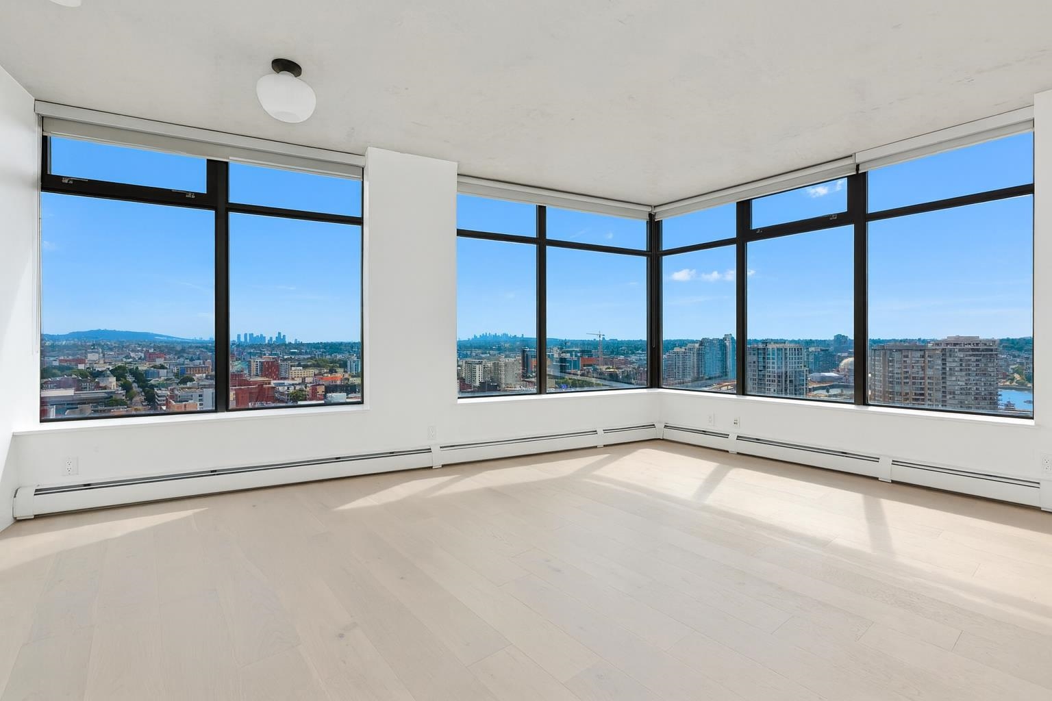 108 West Cordova Street #2404, Vancouver, BC V6B 0G5