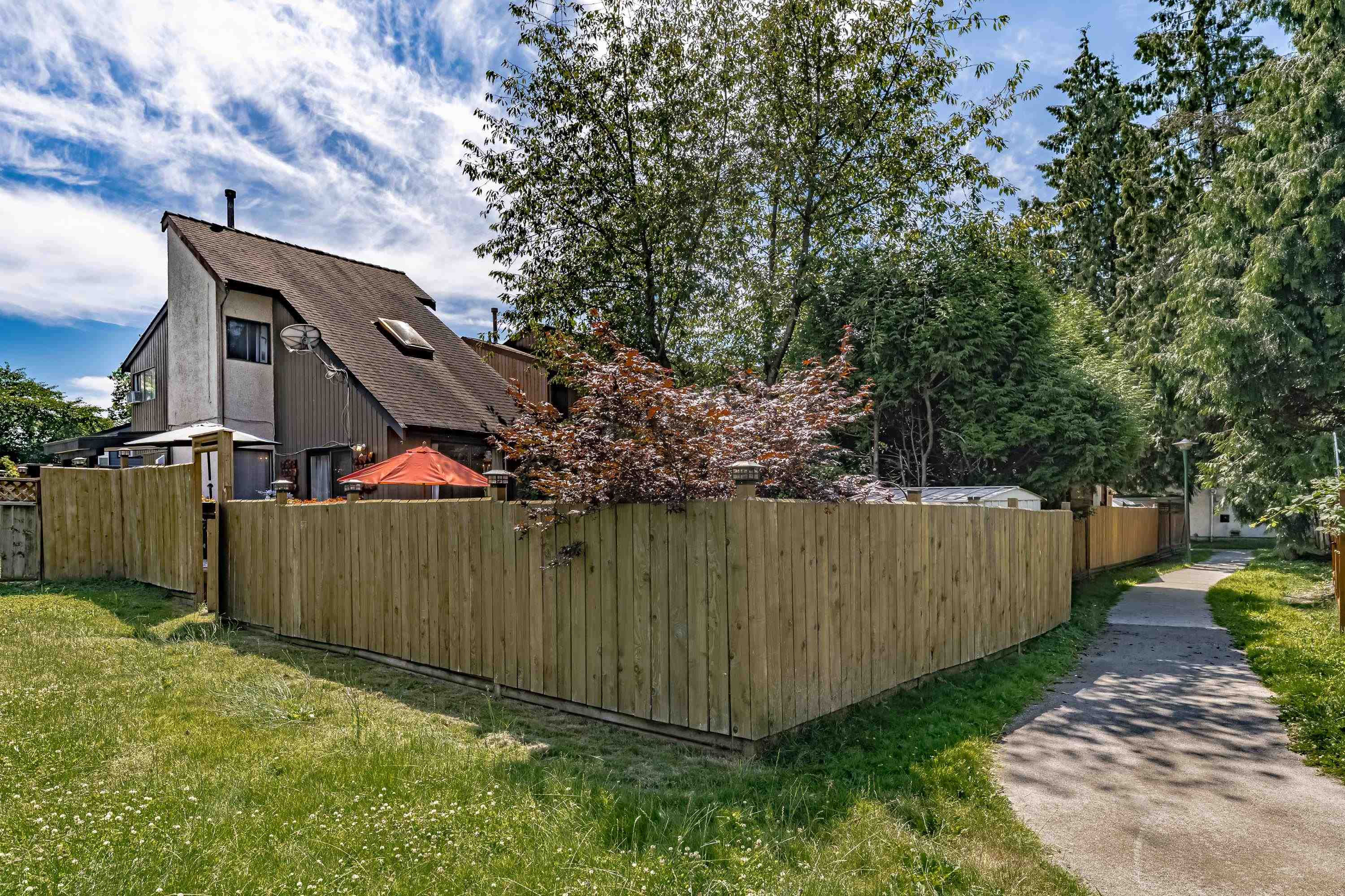 3035 Ashbrook Place, Coquitlam, BC V3C 4A8