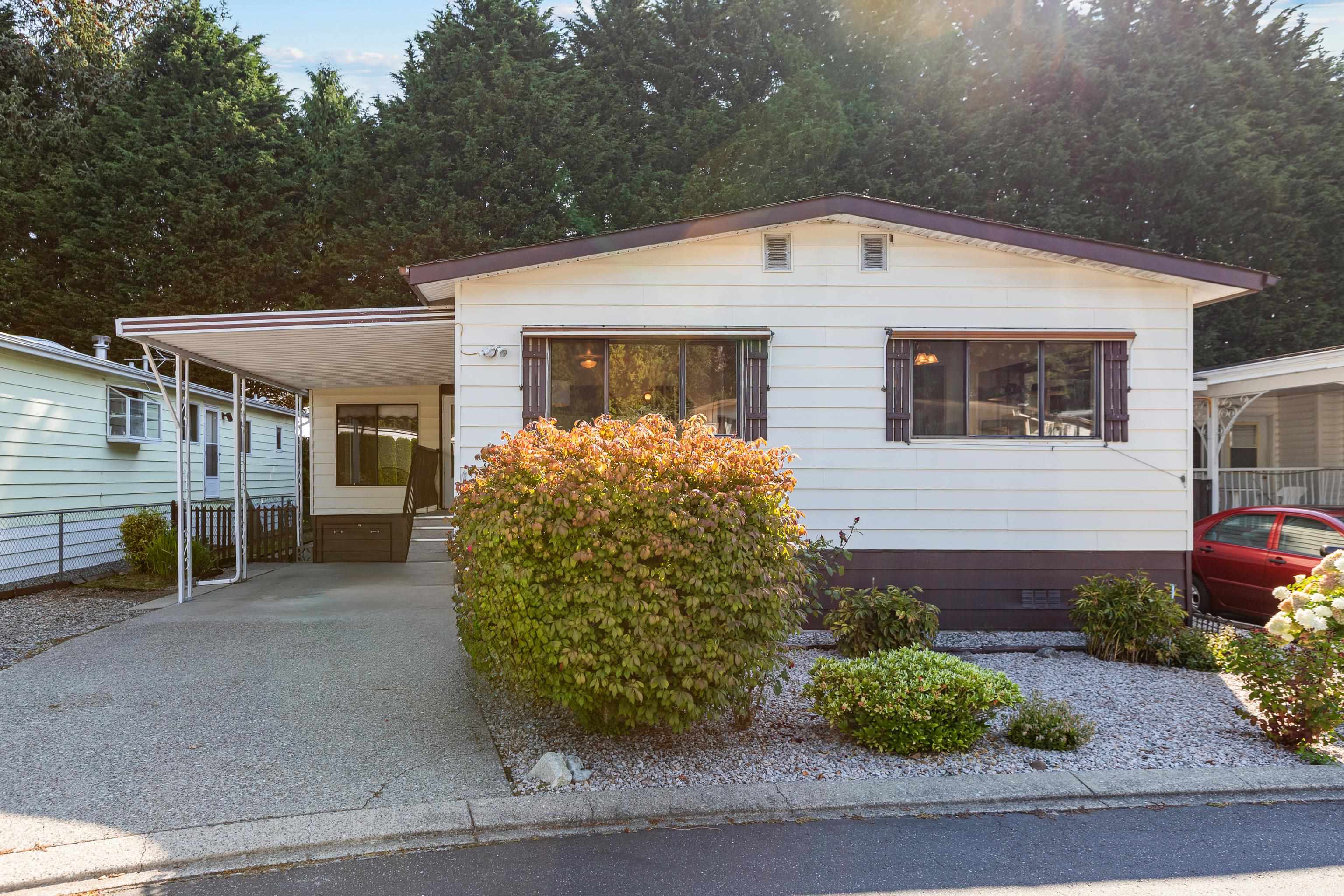 2062 King George Boulevard #102, Surrey, BC V4A 5A2