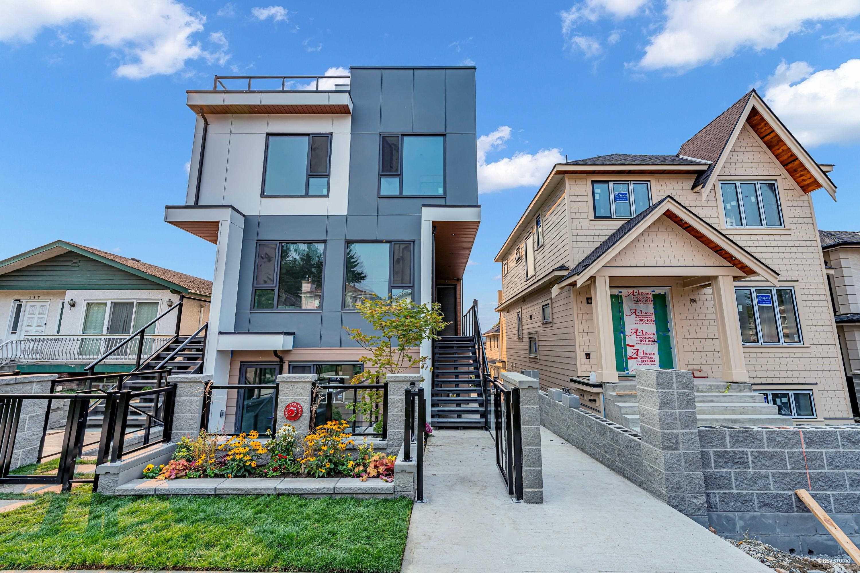 262 East 65th Avenue #2, Vancouver, BC V5X 2P4