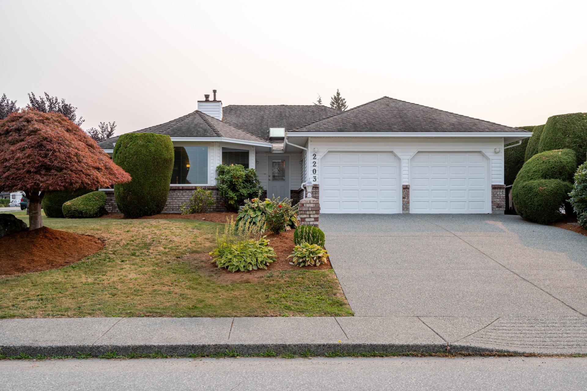 2203 Sorrento Drive, Coquitlam, BC V3K 6H6