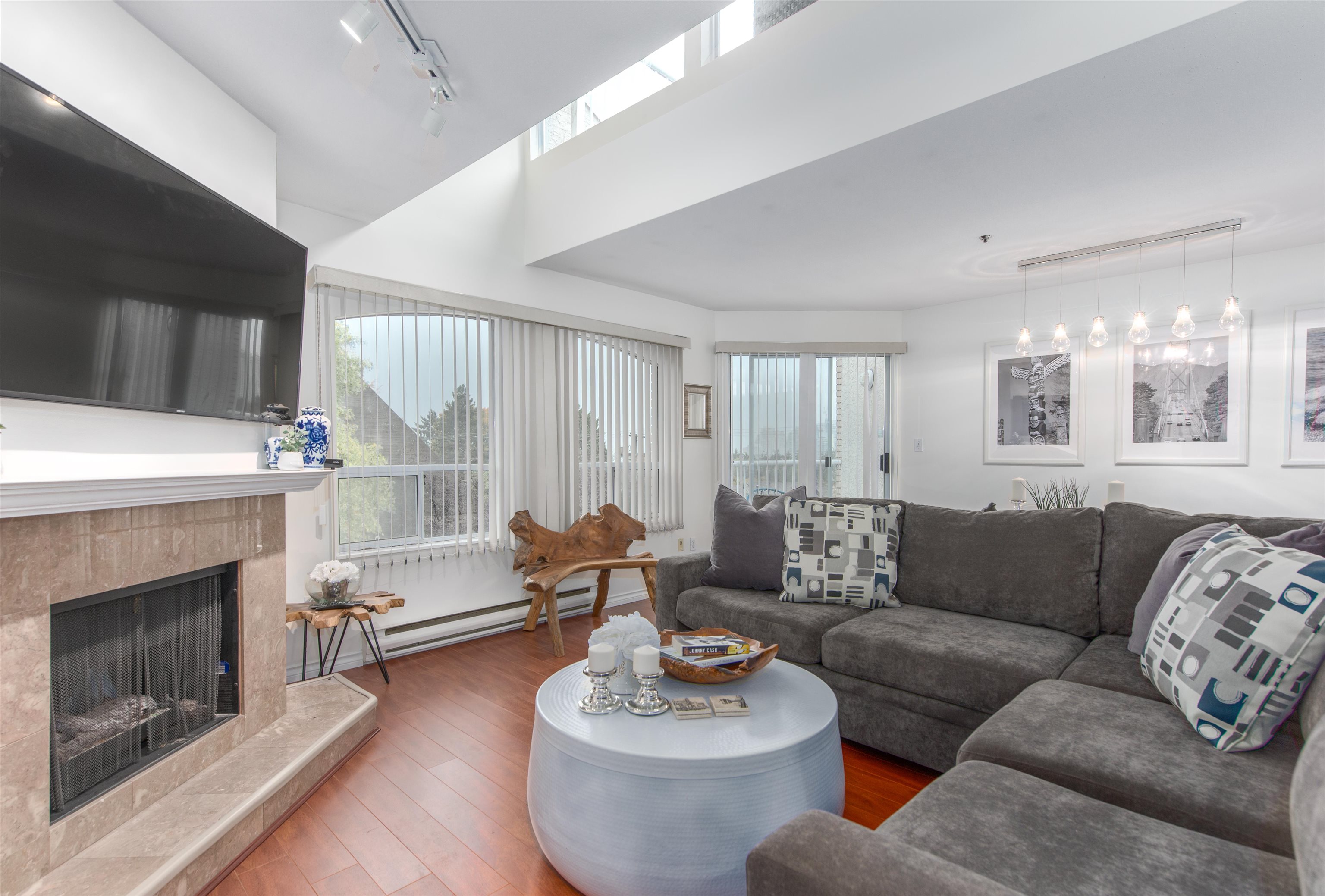 788 West 8th Avenue #202, Vancouver, BC V5Z 1E1