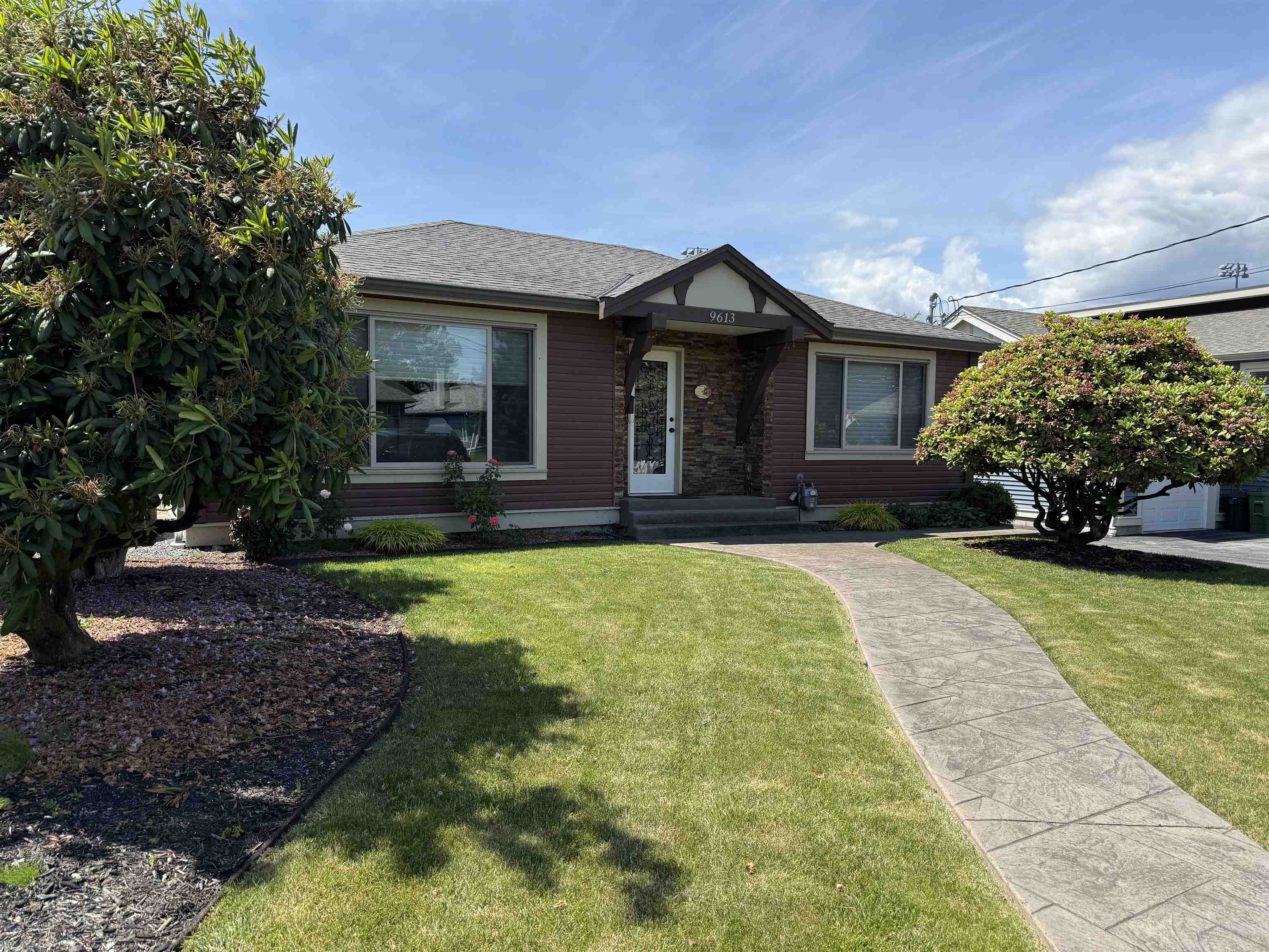 9613 Hazel Street, Chilliwack, BC V2P 5N8