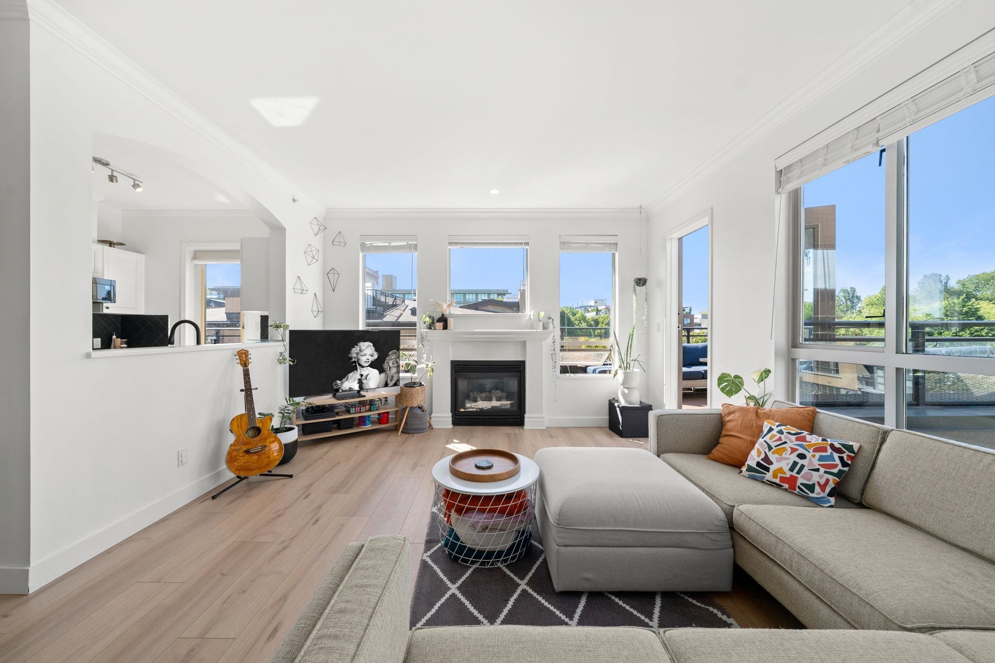 2175 Salal Drive #400, Vancouver, BC V6K 4V2