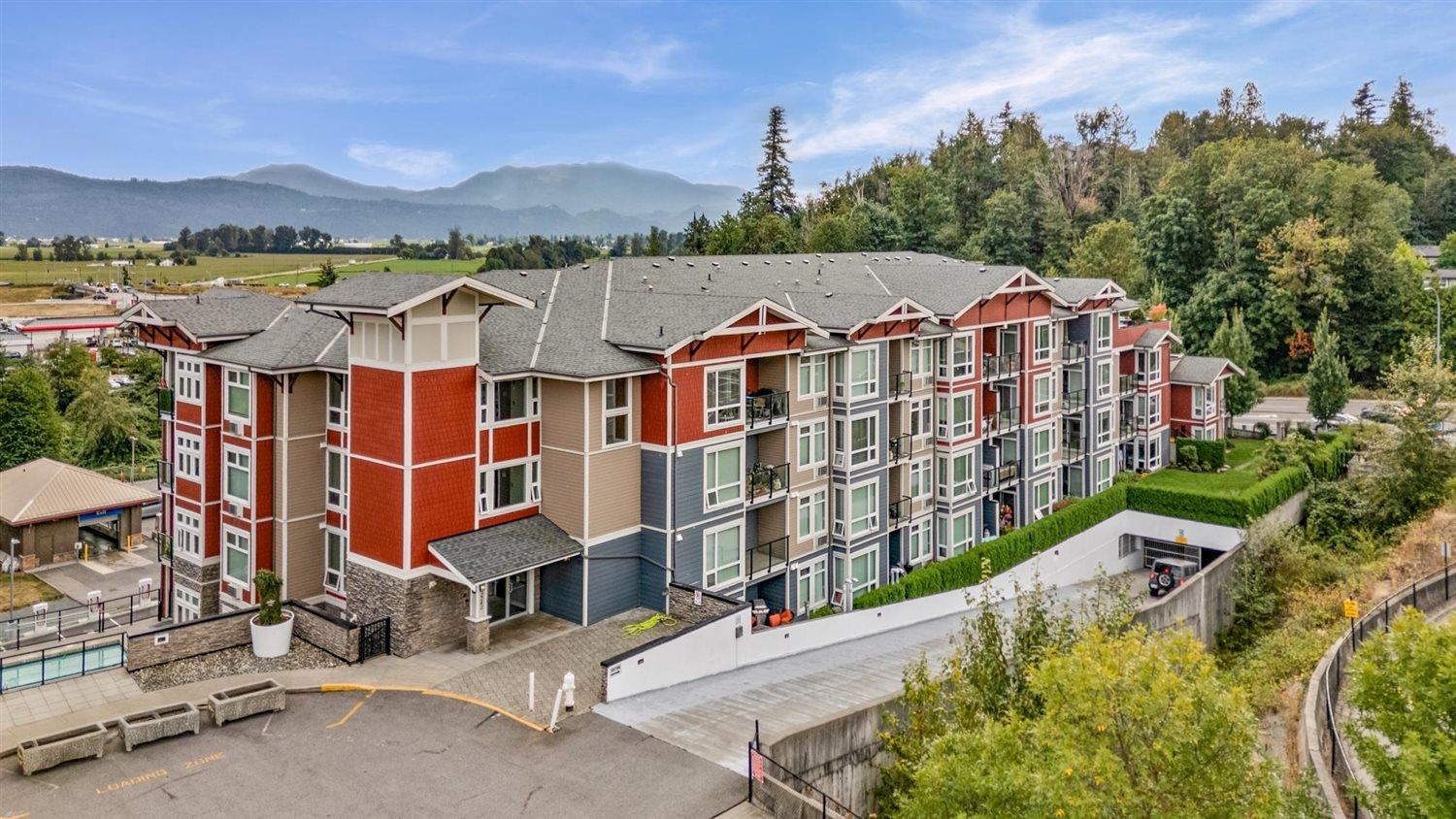 2242 Whatcom Road #211, Abbotsford, BC V3G 0G3