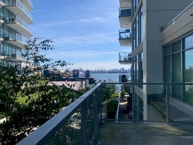 185 Victory Ship Way #203, North Vancouver, BC V7L 0G2