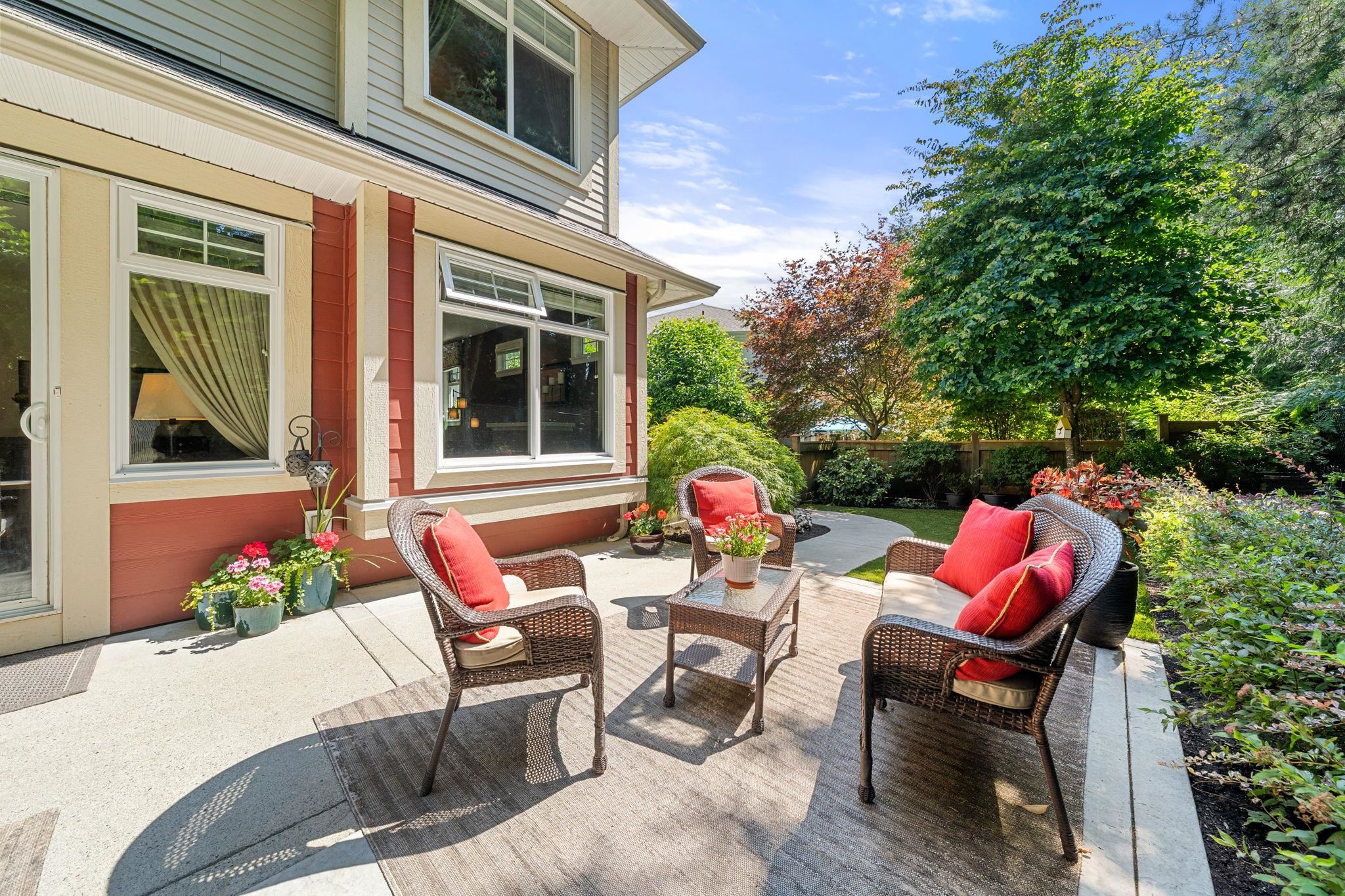 15454 32 Avenue #28, Surrey, BC V3Z 2J8