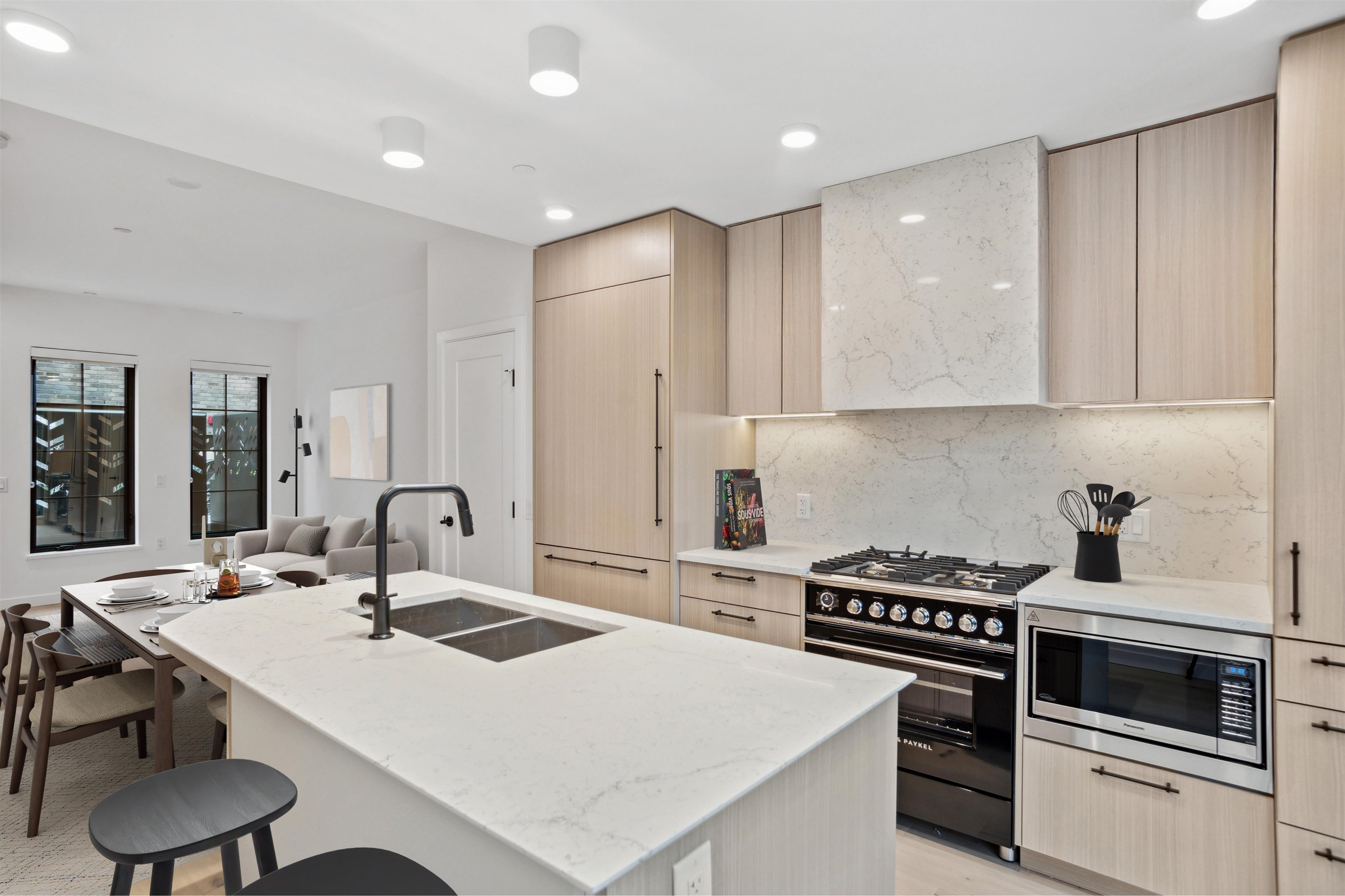 197 West King Edward Avenue, Vancouver, BC V5Y 4B4