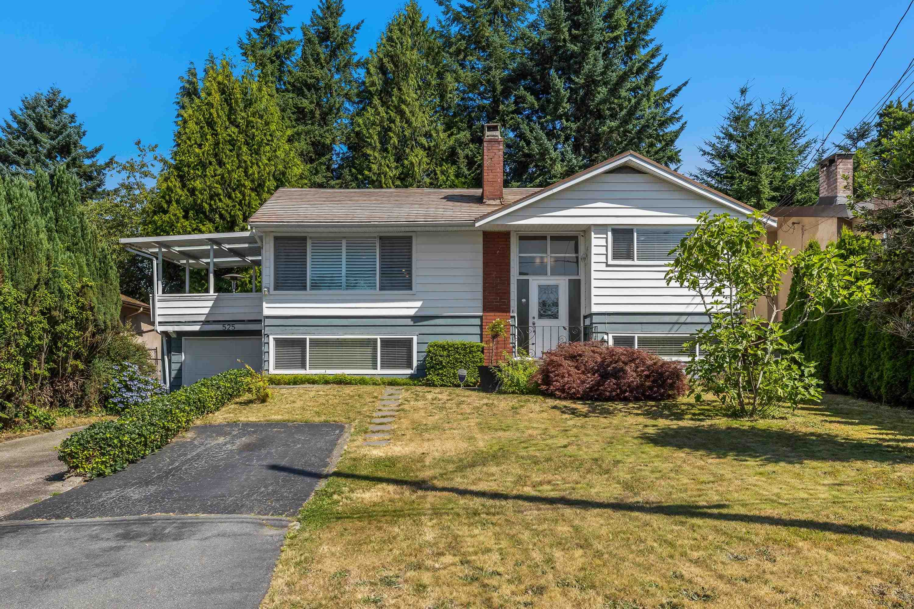525 Appian Way, Coquitlam, BC V3J 2A6