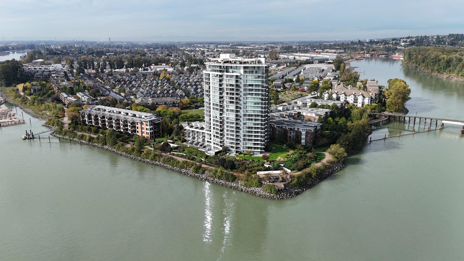 210 Salter Street #1705, New Westminster, BC V3M 0J9