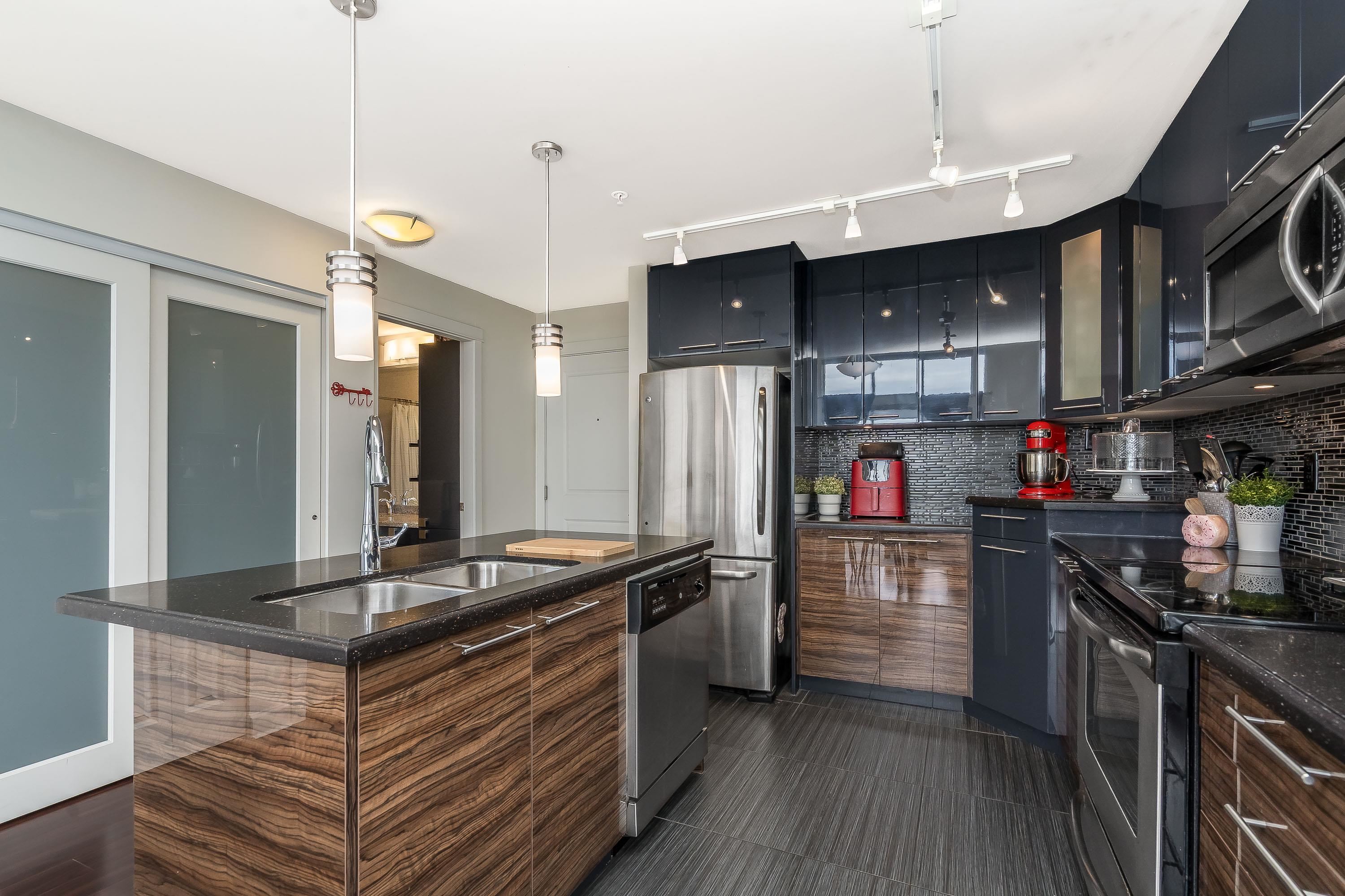 12039 64 Avenue #401, Surrey, BC V3W 0R7