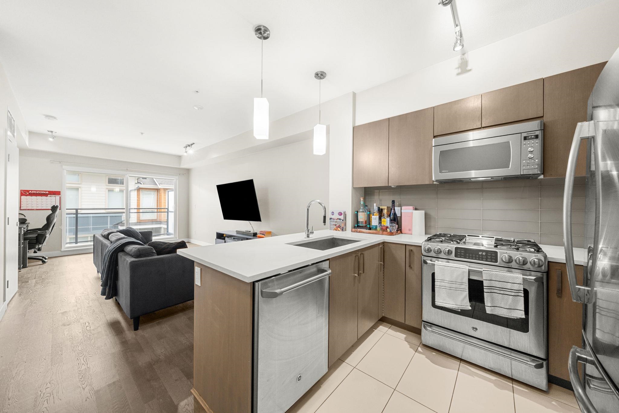 10155 River Drive #313, Richmond, BC V6X 0L3