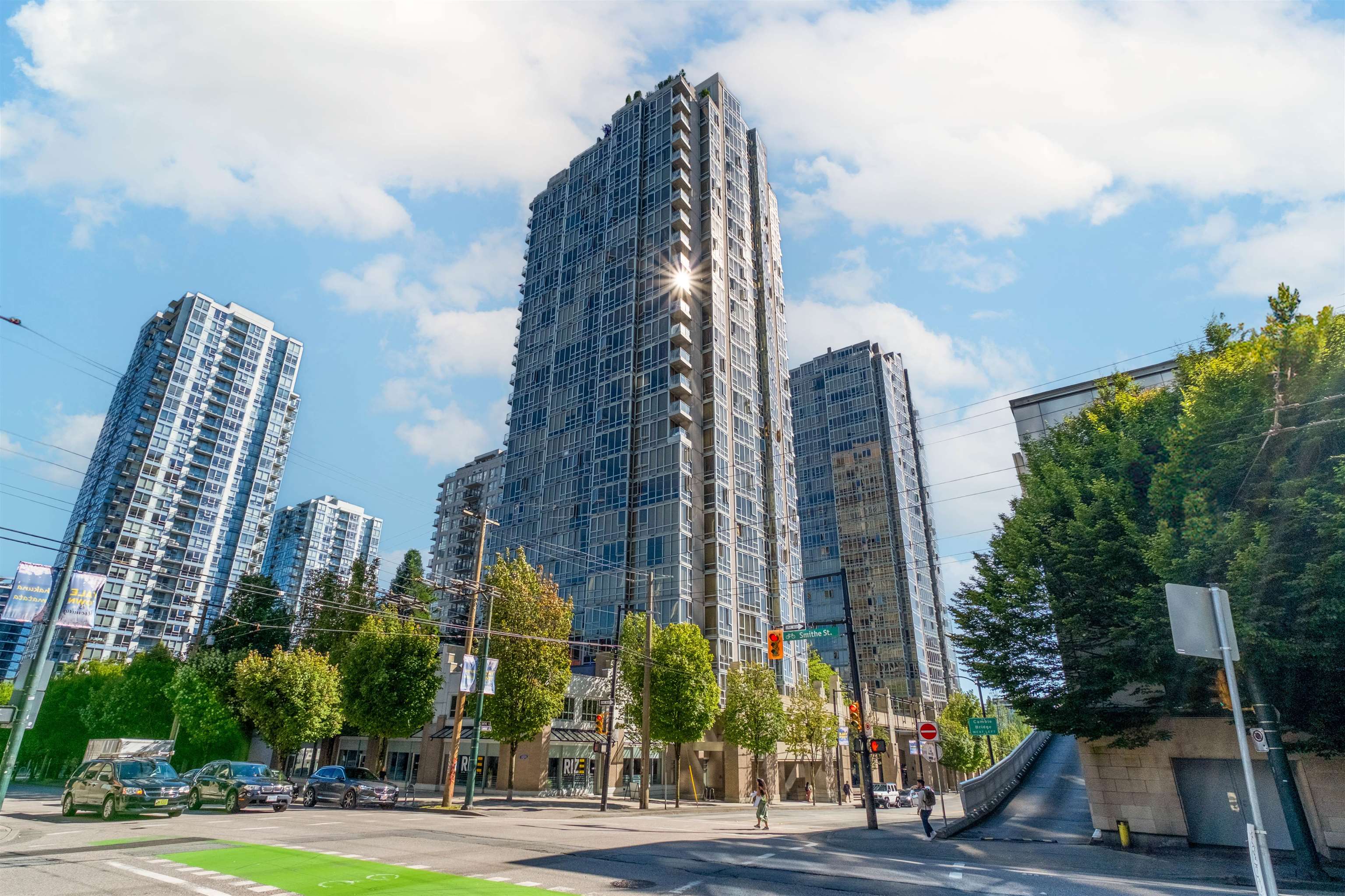 930 Cambie Street #801, Vancouver, BC V6B 5X6
