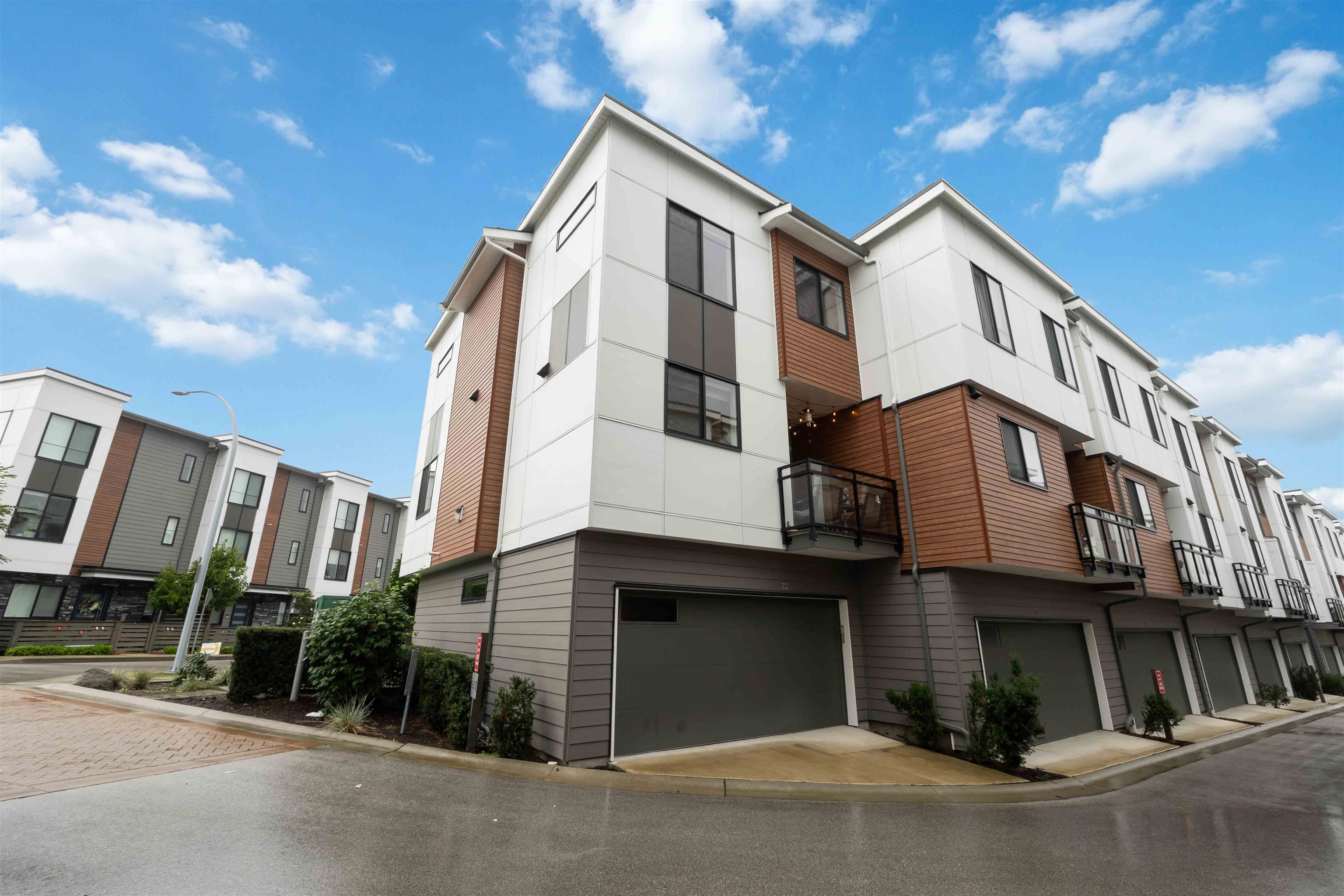 1639 162 Street #22, Surrey, BC V4A 4Y1