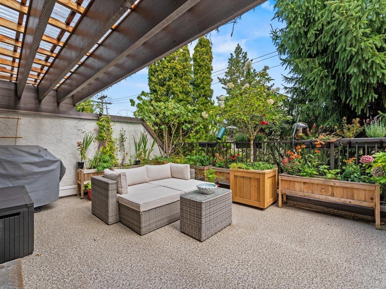 1483 Merklin Street, White Rock, BC V4B 4C4