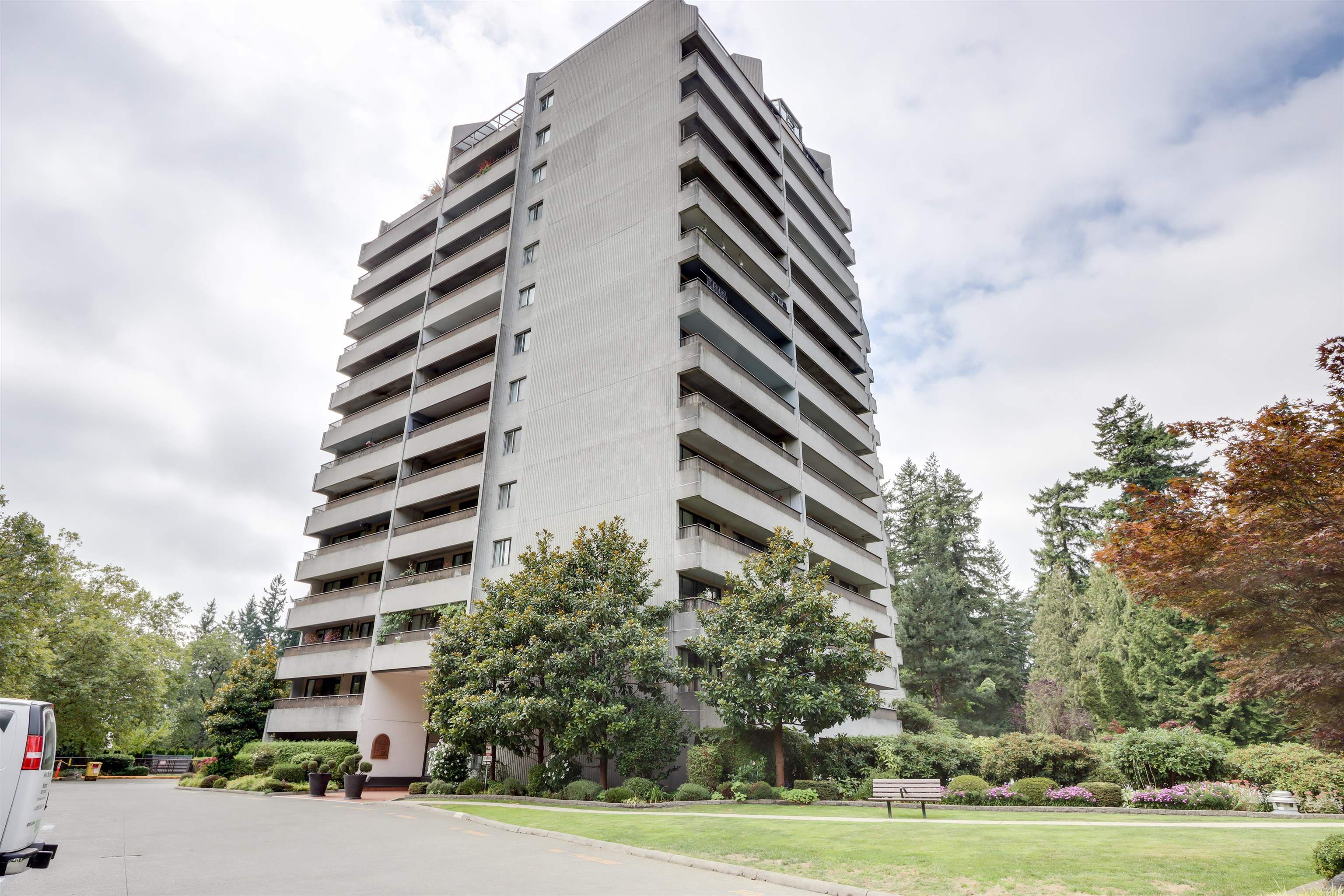 4194 Maywood Street #203, Burnaby, BC V5H 4E9