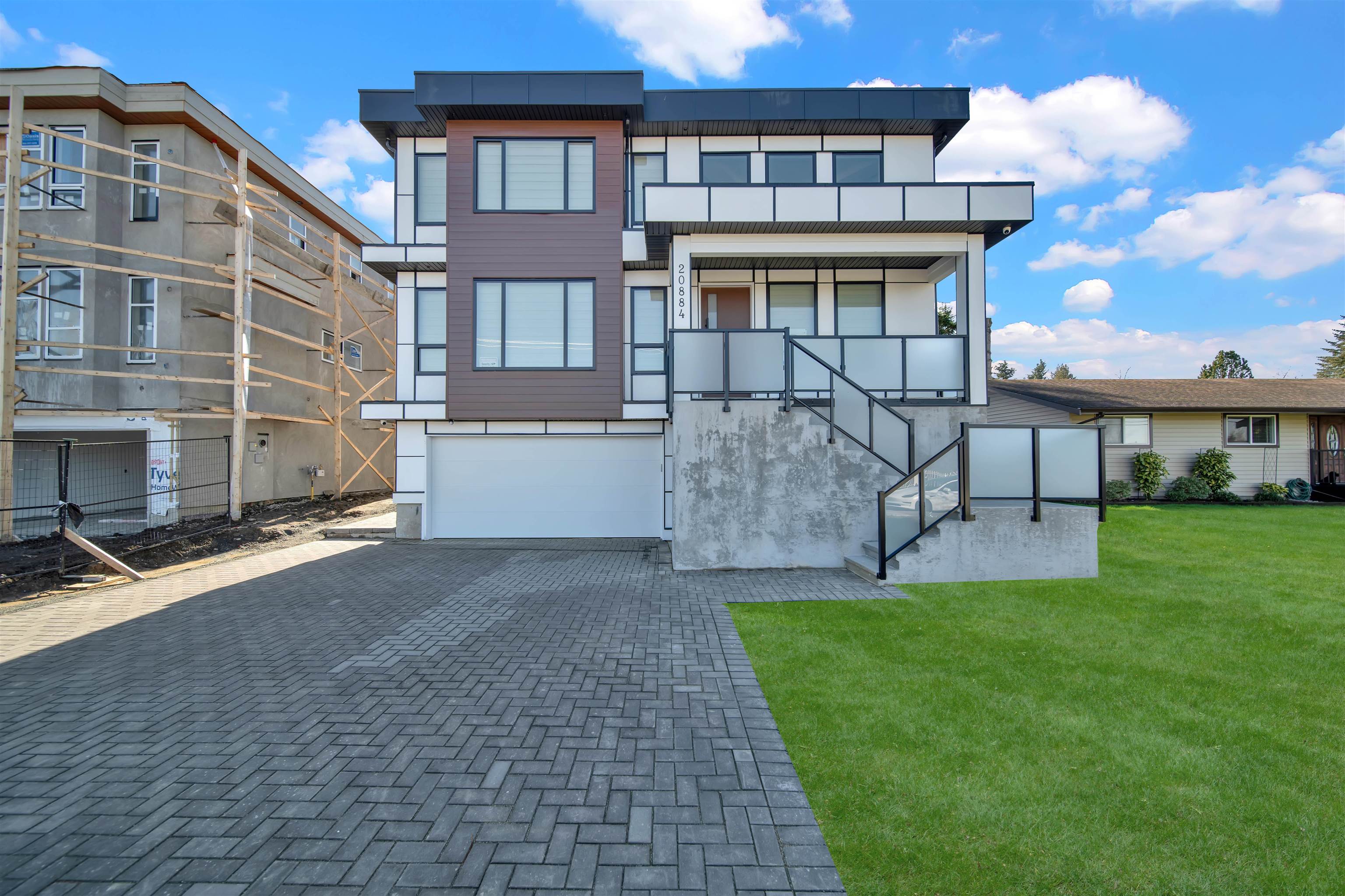 48 Avenue, Langley, BC V3A 3L9