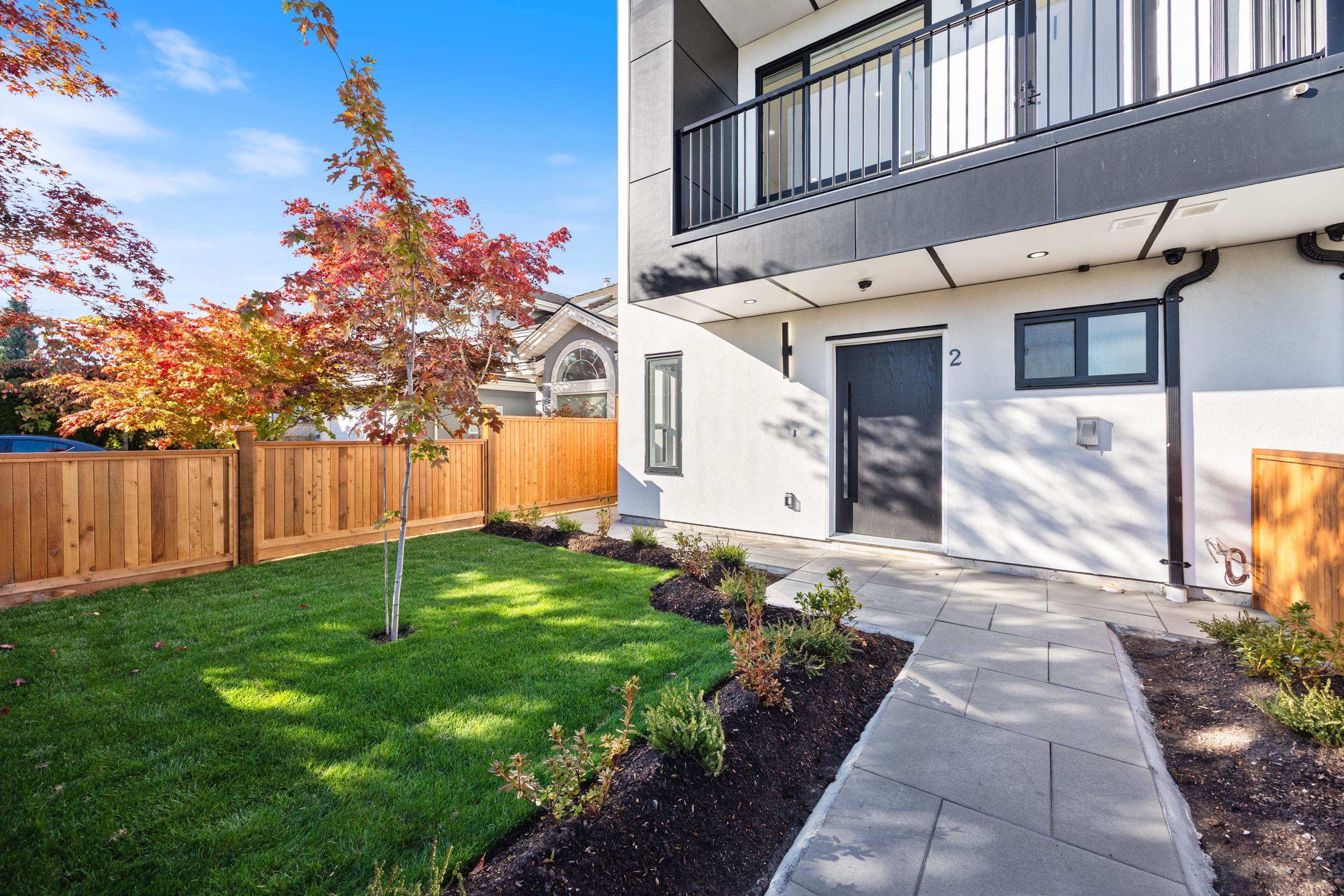4170 Hurst Street #2, Burnaby, BC V5J 3R4